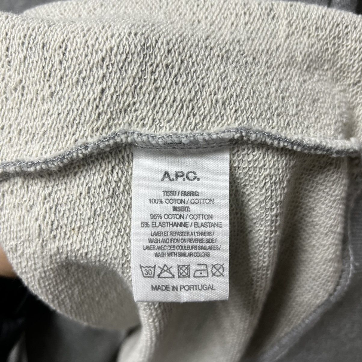 A.P.C. A.P.C. Sweatshirt Crewneck Men’s Size US S / EU 44-46 / 1 - 19 Thumbnail