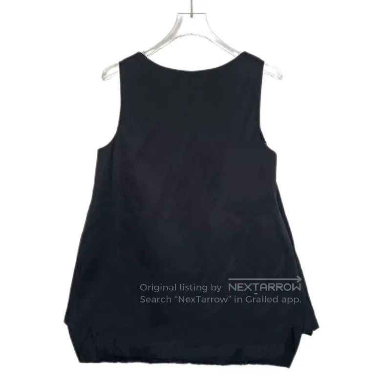 Prada Prada Black triangle round-neck sleeveless dress Size XXS / US 00 / IT 34 - 2 Thumbnail