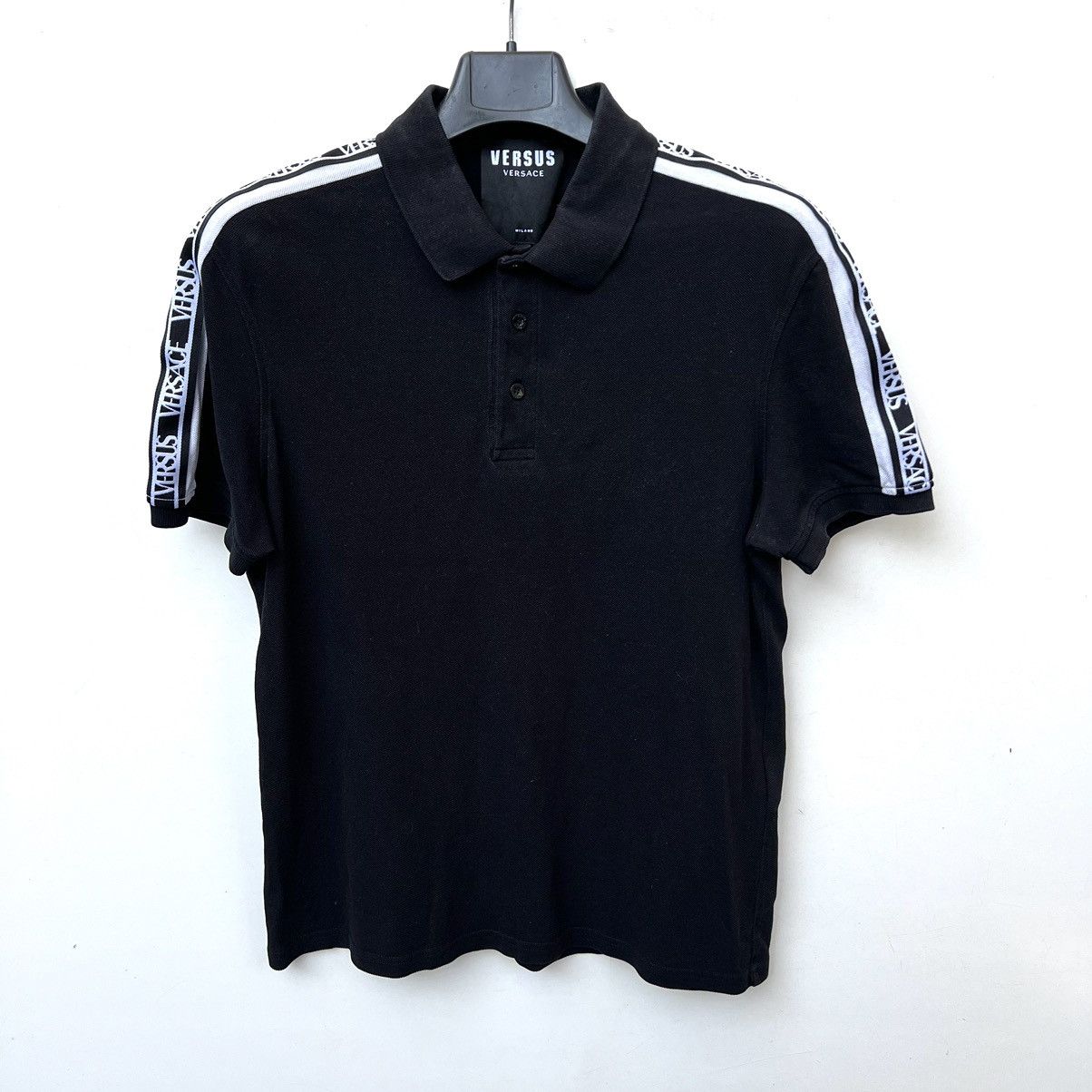 Versace × Versus × Versus Versace Versus Versace polos Size US L / EU 52-54 / 3 - 1 Thumbnail