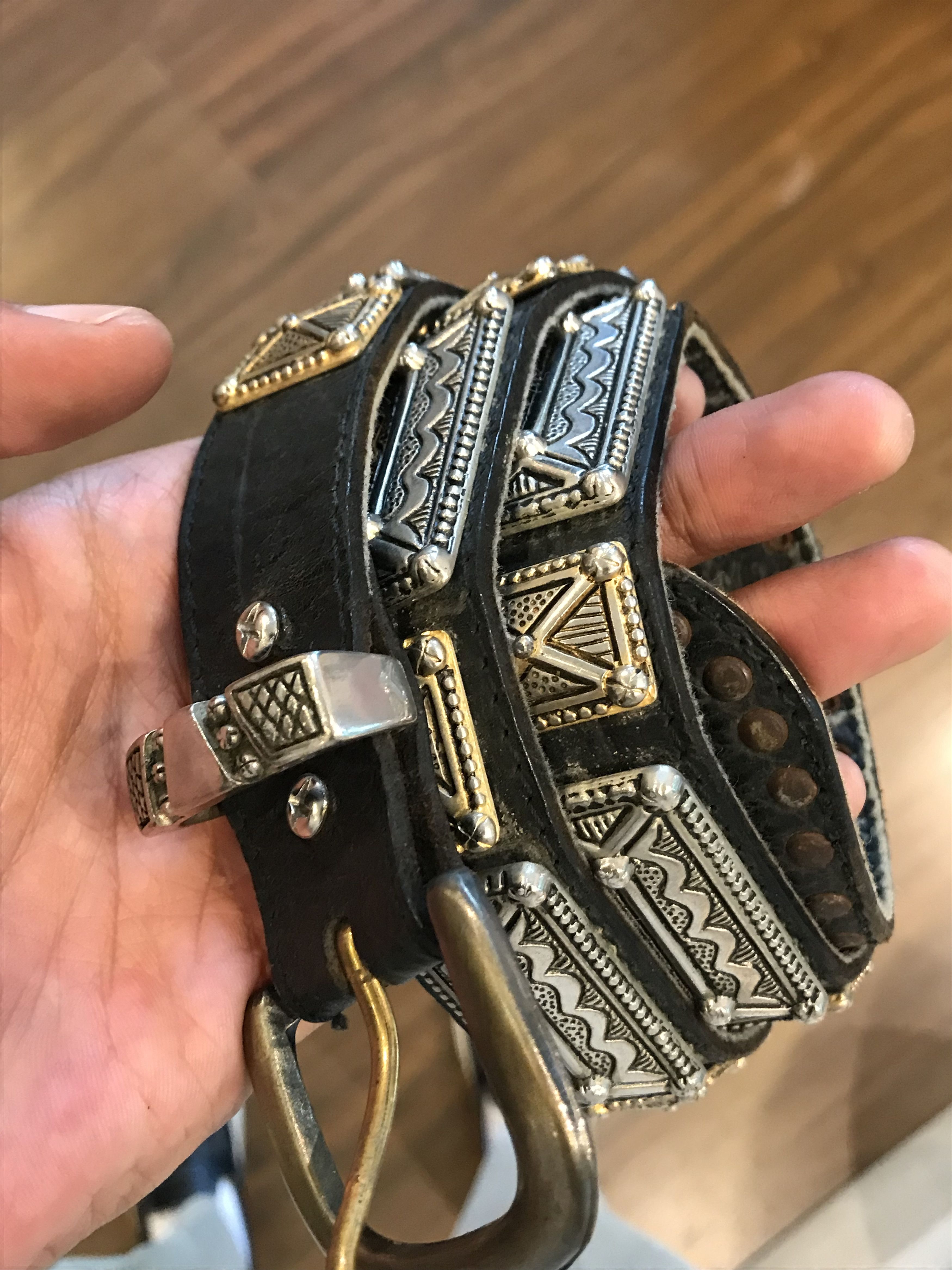 Vintage 🔥 Rare 🔥 Vintage EA Belts Studed Chrome Size ONE SIZE - 6 Thumbnail
