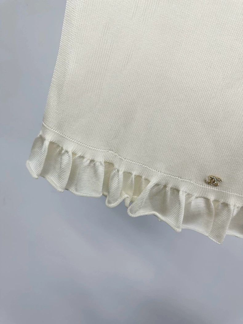 Chanel Chanel White lace sleeveless vest Size XS / US 0-2 / IT 36-38 - 3 Thumbnail