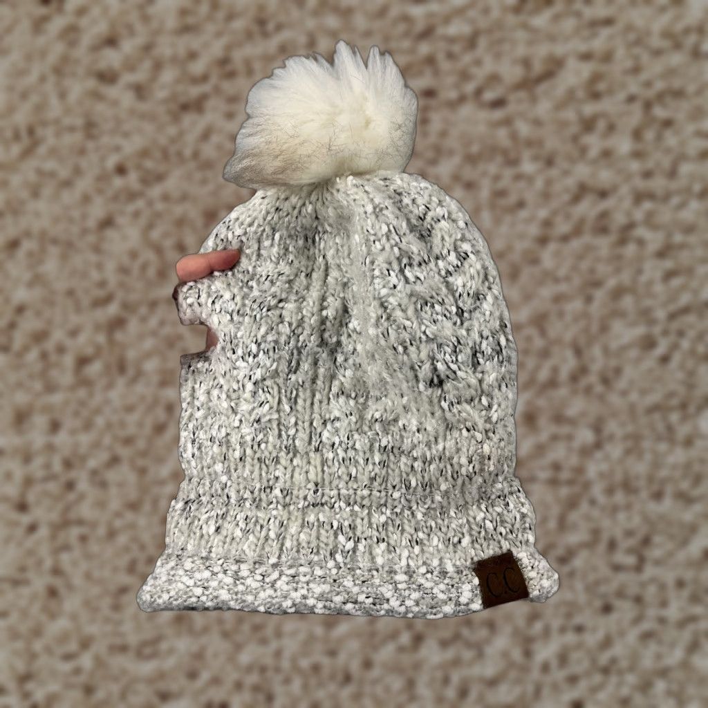 Vintage C.C Exclusives Beanie Toque Womens One Size Gray White Knit 100% Polyester Logo Pom Beanie Size ONE SIZE - 1 Thumbnail