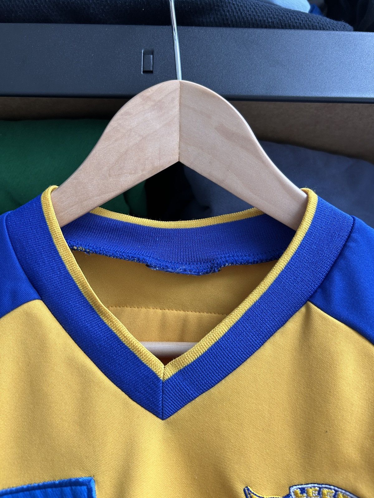 Asics Vintage Asics Leeds Rhinos jersey 1993-2003 rugby 🏉 size L Size US L / EU 52-54 / 3 - 8 Thumbnail