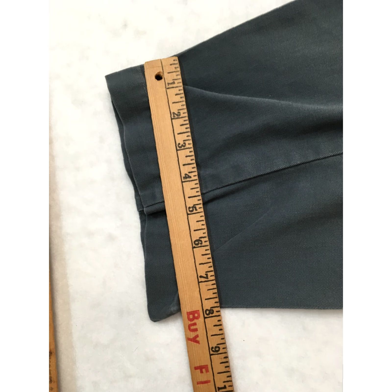 Dockers Dockers Premium Khakis navy blue Pleated Pants 33x31 Relaxed Fit Men's Size 33 Inseam 31 Blue Khakis Size US 33 - 3 Thumbnail