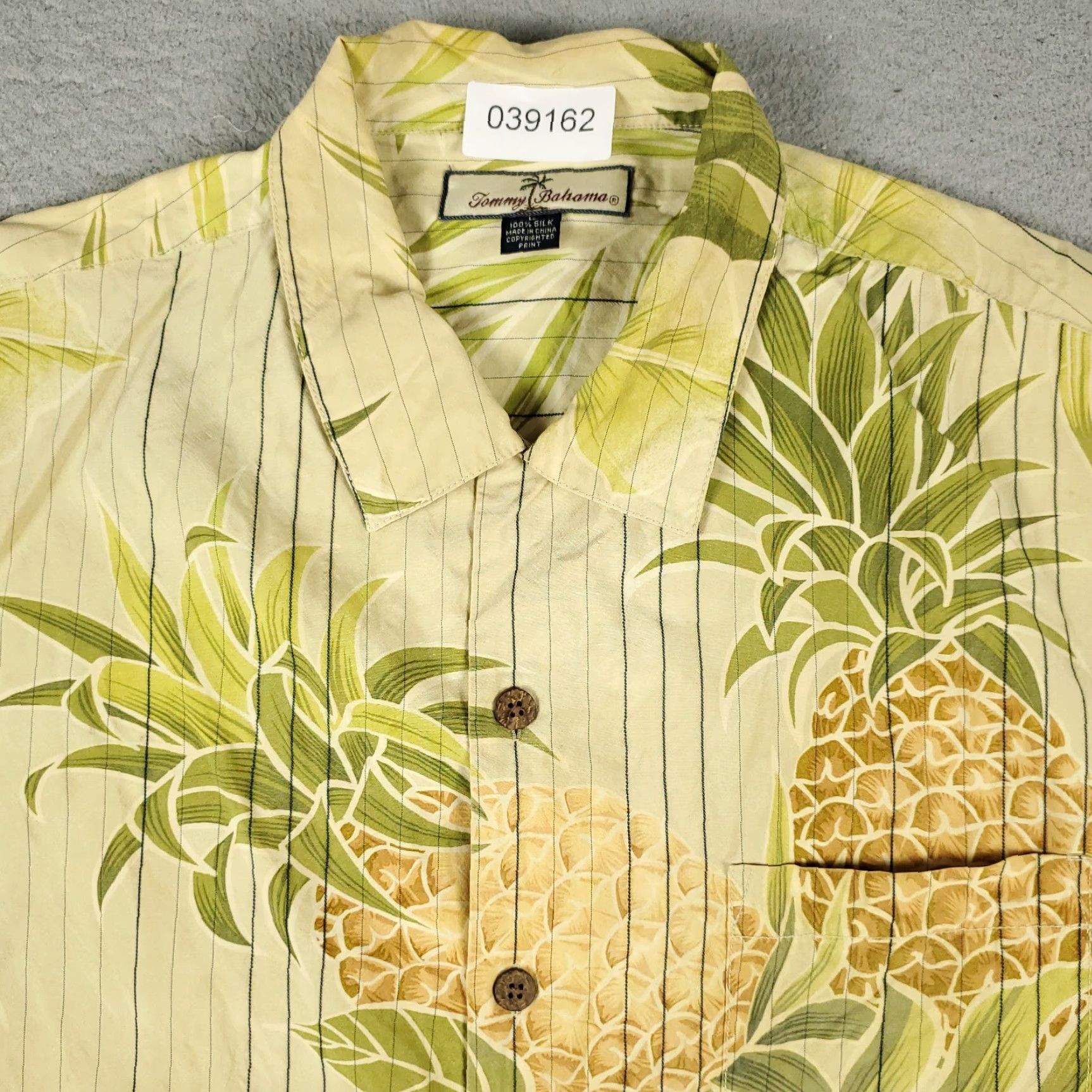 Tommy Bahama Tommy Bahama Hawaiian Shirt Mens Large Yellow Floral Button-Up Short Sleeve Size US L / EU 52-54 / 3 - 2 Thumbnail