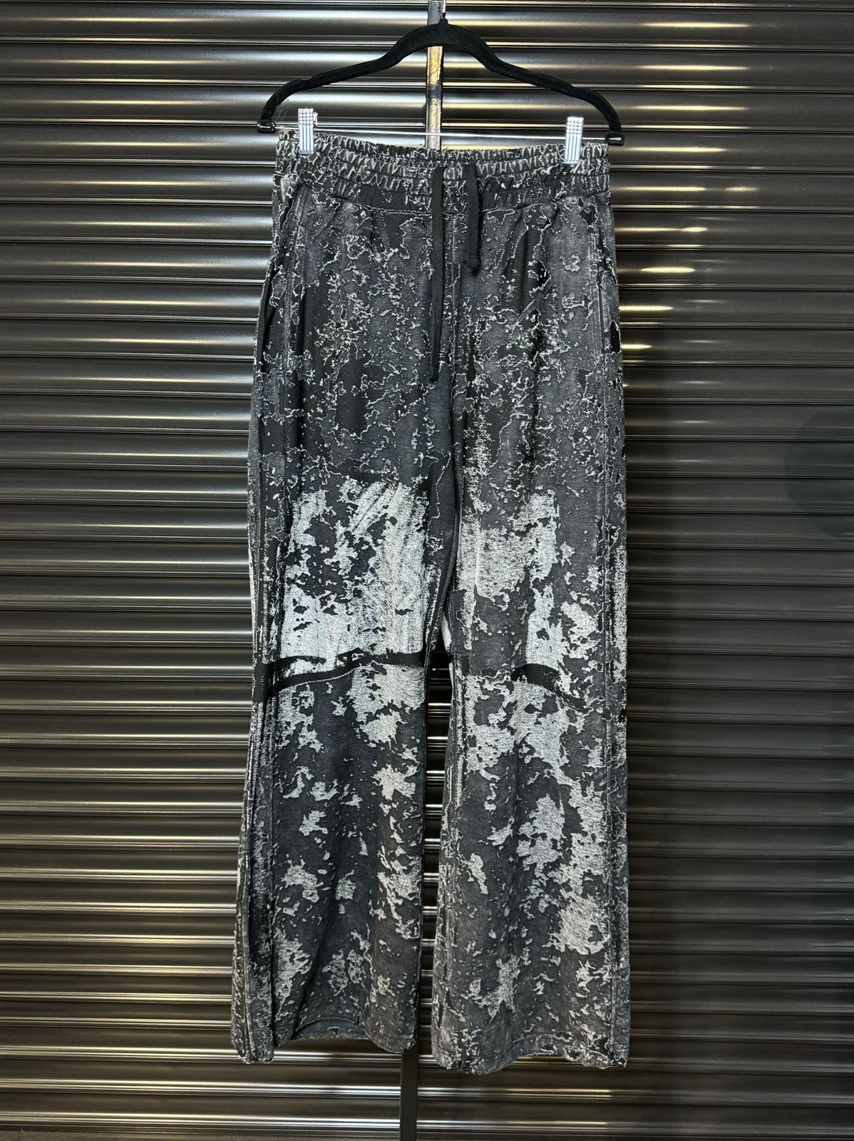 Diesel Diesel Black Burnout Camo Track Sweatpants - Medium Size US 30 / EU 46 - 1 Thumbnail