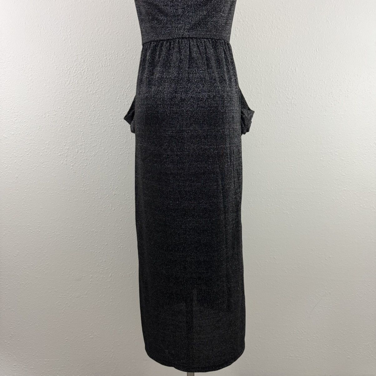 BCBGeneration BCBGENERATION Black Metallic Glitter Halter Midi Dress Size XS / US 0-2 / IT 36-38 - 8 Thumbnail
