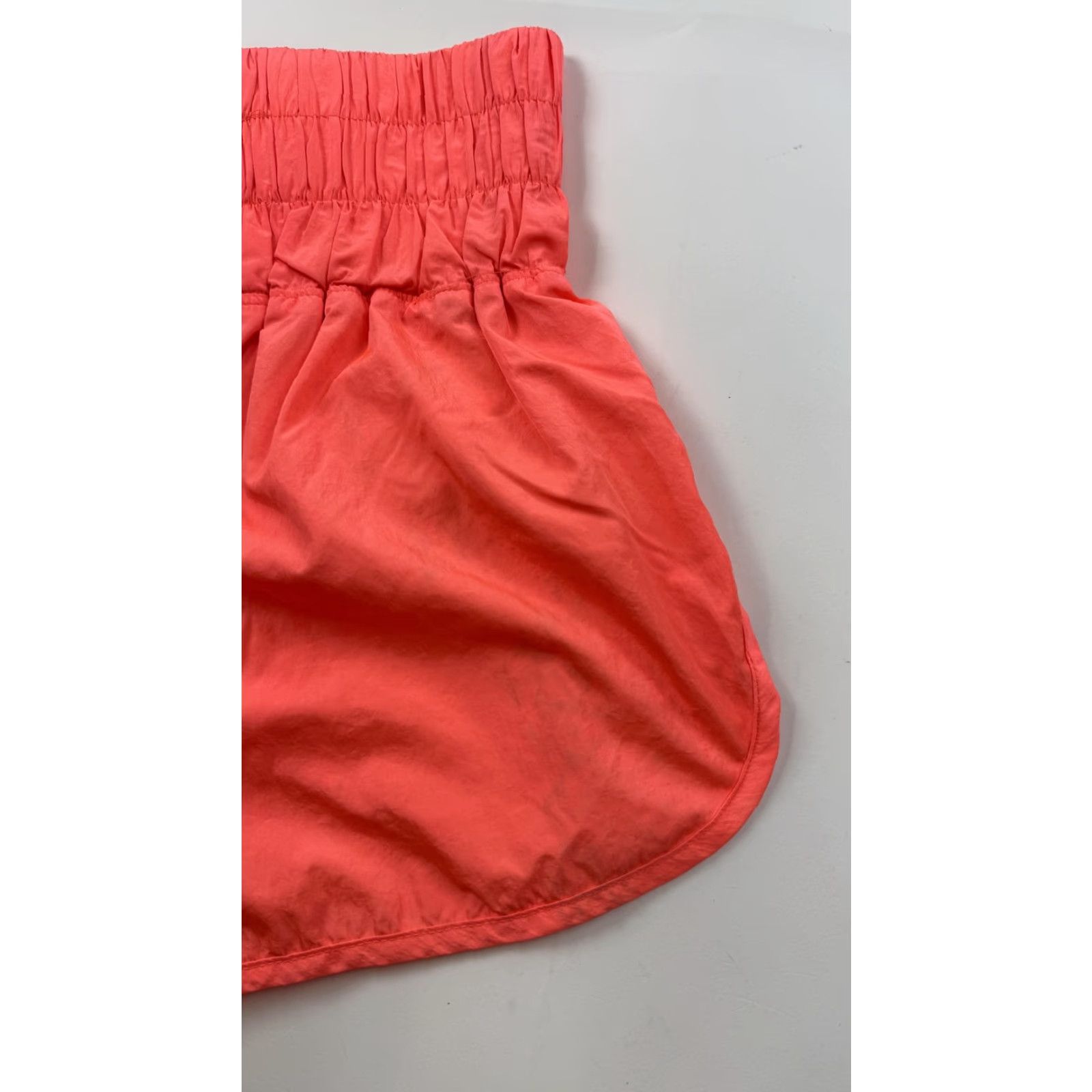 Vintage FP Movement Women's Athletic Running Shorts Small Coral Pink Smocked Waist Size 28" / US 6 / IT 42 - 6 Thumbnail