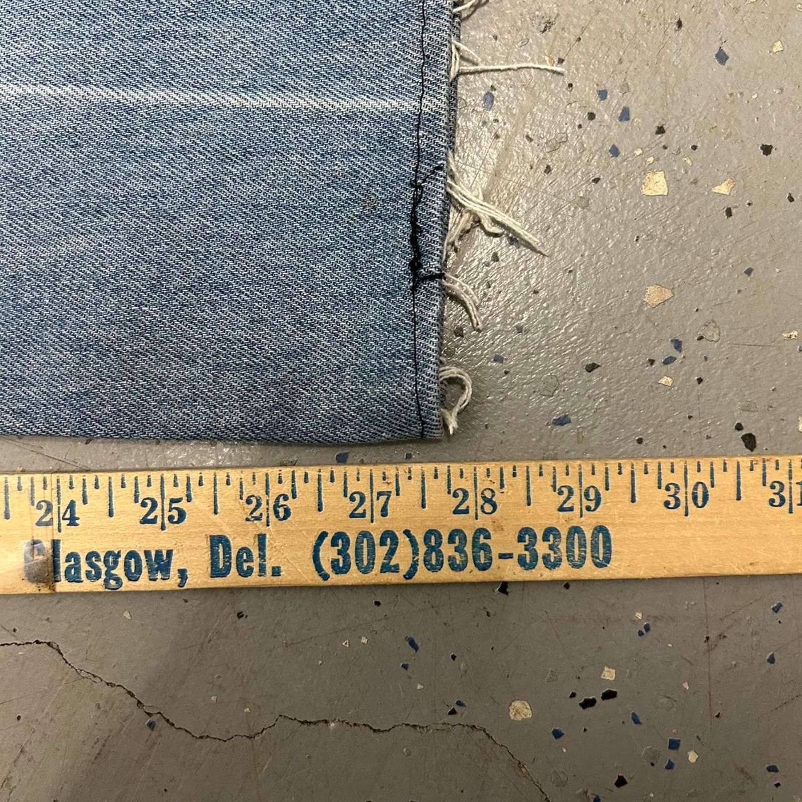 Sears VTG 70s Sears thumbs up Faded blue jeans with a relaxed fit Size US 34 / EU 50 - 6 Thumbnail