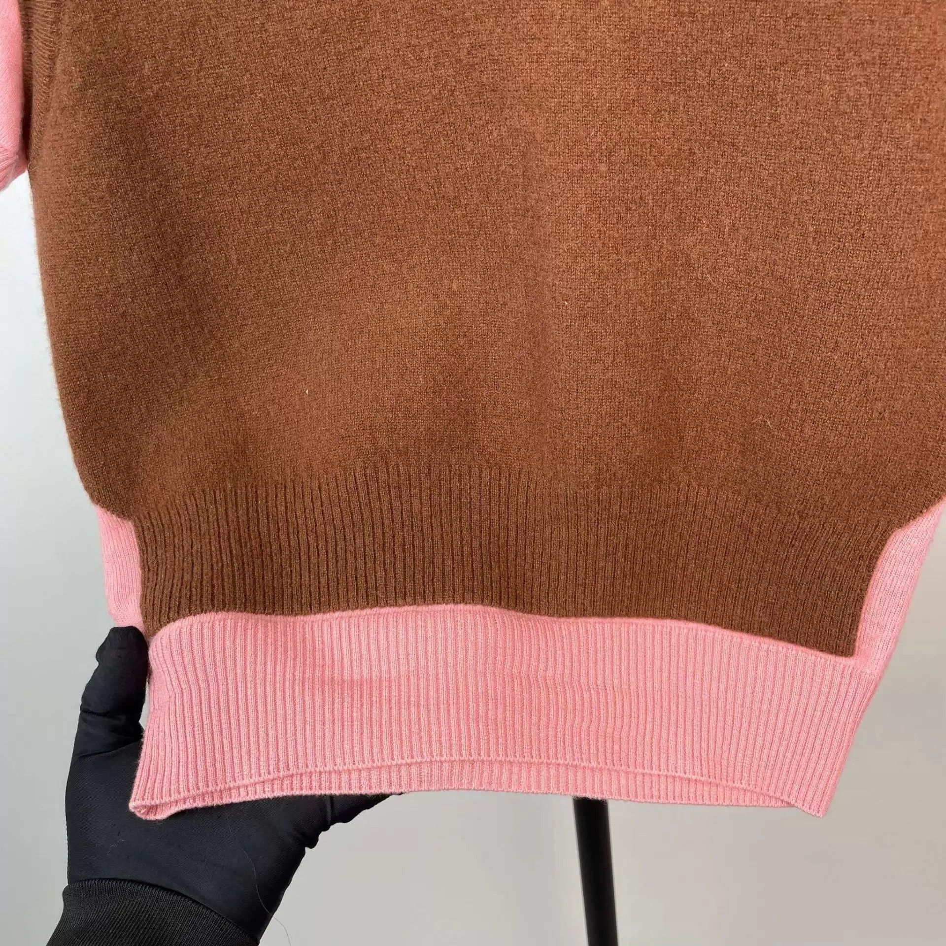 Miu Miu MIU MIU 97 New Pink & Brown Color Blocked Polo Shirt 38 Size XS / US 0-2 / IT 36-38 - 9 Thumbnail