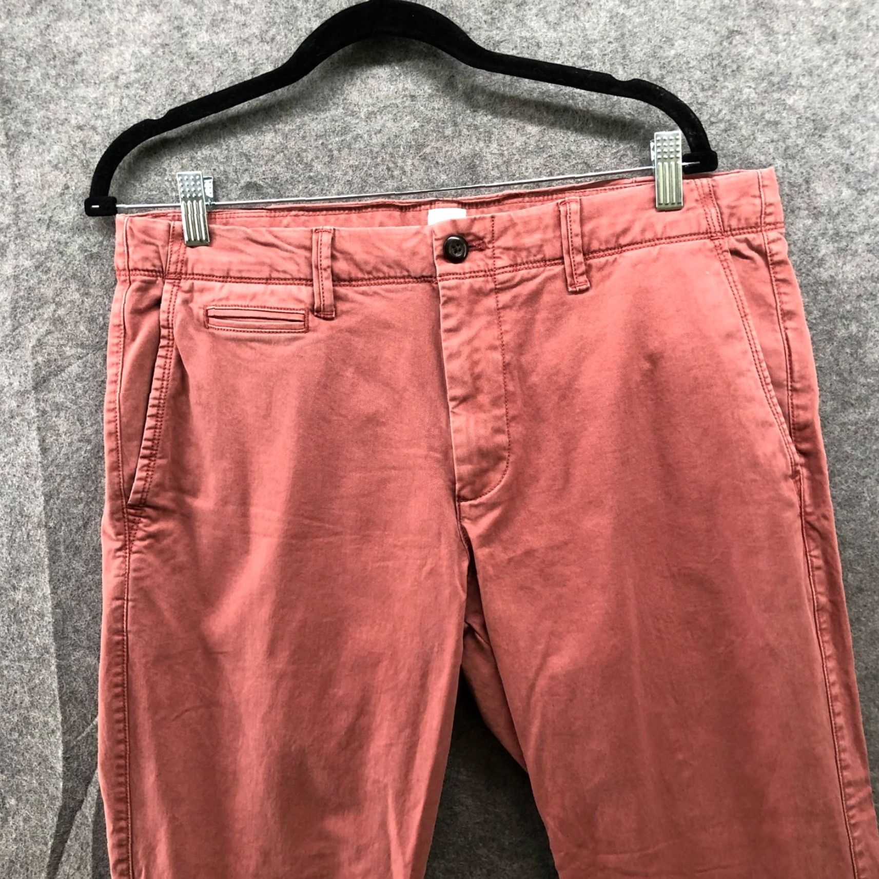 Gap Gap Slim Chino Pants Mens 34x30 Stretch Pink Flat Front Regular Size 34 Cotton Blend Casual Solid Straight Mens Flat Front Chino Pants Gap Vintage No Size US 34 / EU 50 - 3 Thumbnail