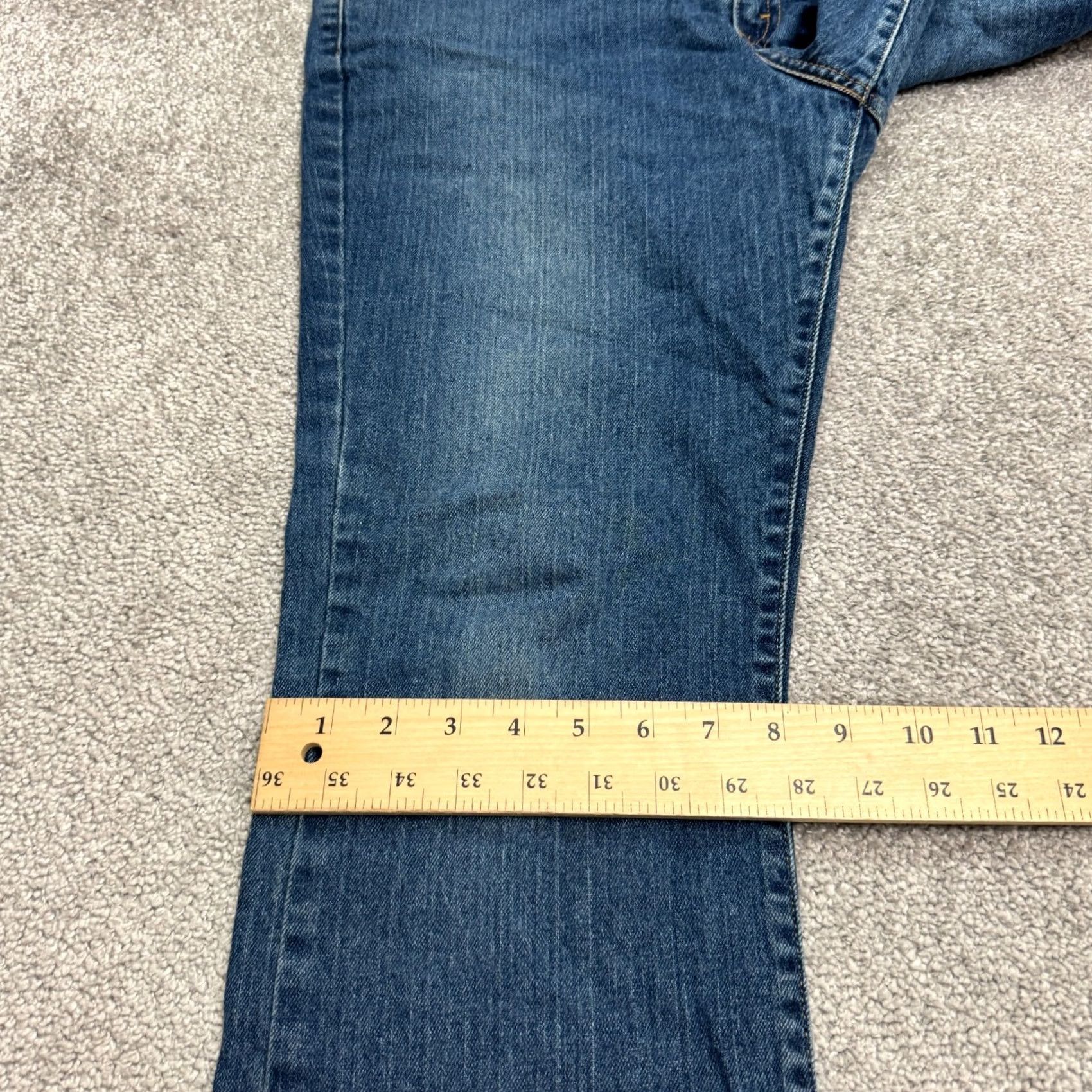Levi's Levi's 515 Bootcut Jeans Womens 10M Medium Blue Cotton Denim Regular 34 Inseam 31 in 5-Pocket Stretch Casual City Streetwear Mens Womens Girls Size 32" / US 10 / IT 46 - 4 Thumbnail