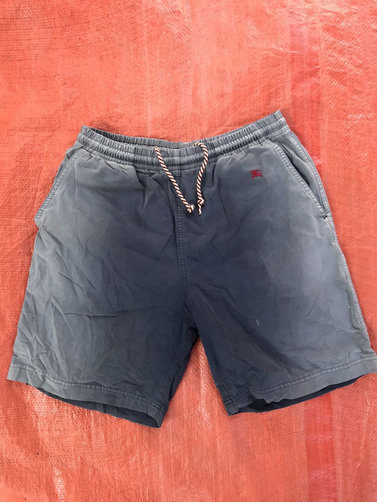 RARE VINTAGE BURBERRY SUN FADED SHORT PANTS