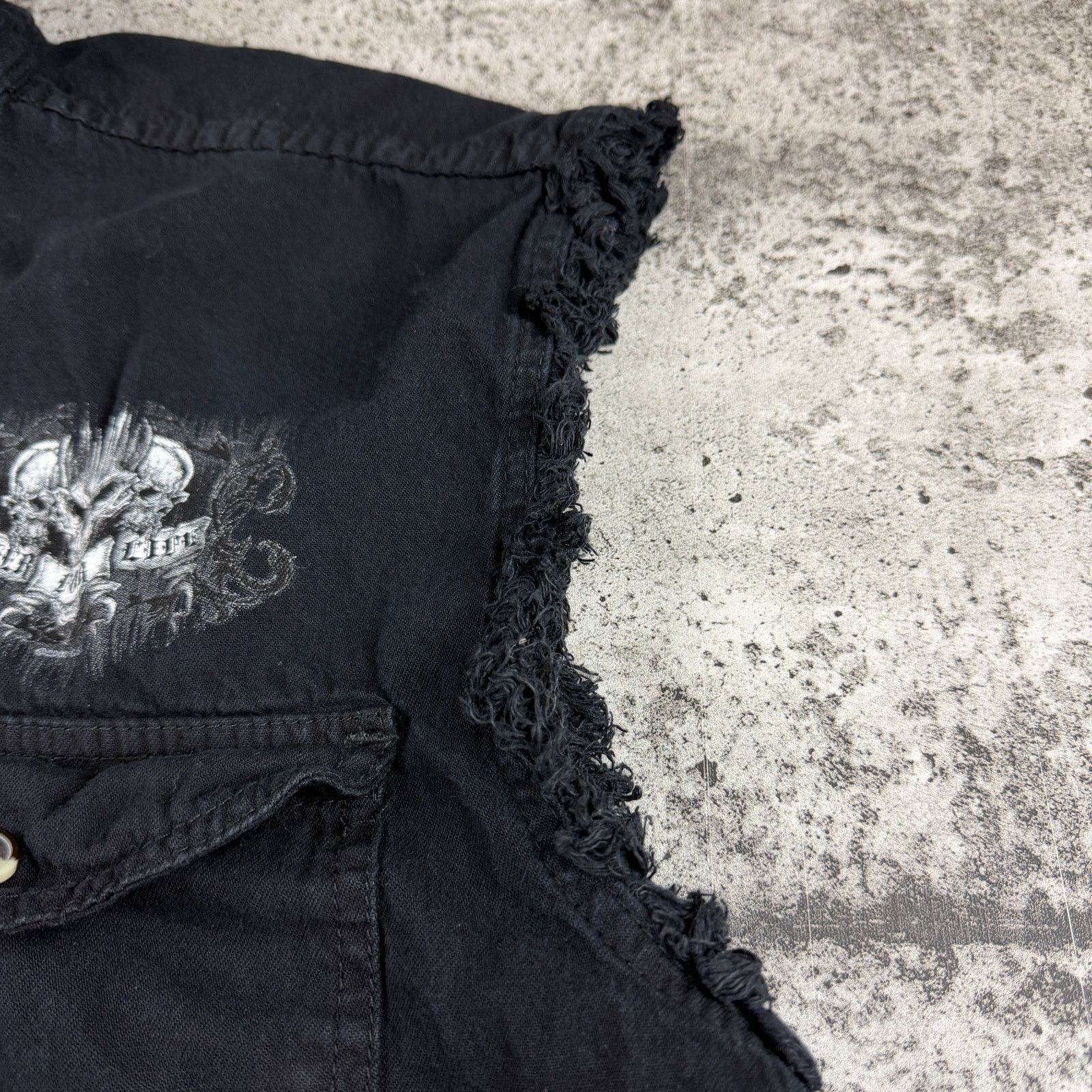 Vintage Y2K Biker Vest Skulls & Wings Y2K Tribal Design Size XL Size US XL / EU 56 / 4 - 4 Thumbnail