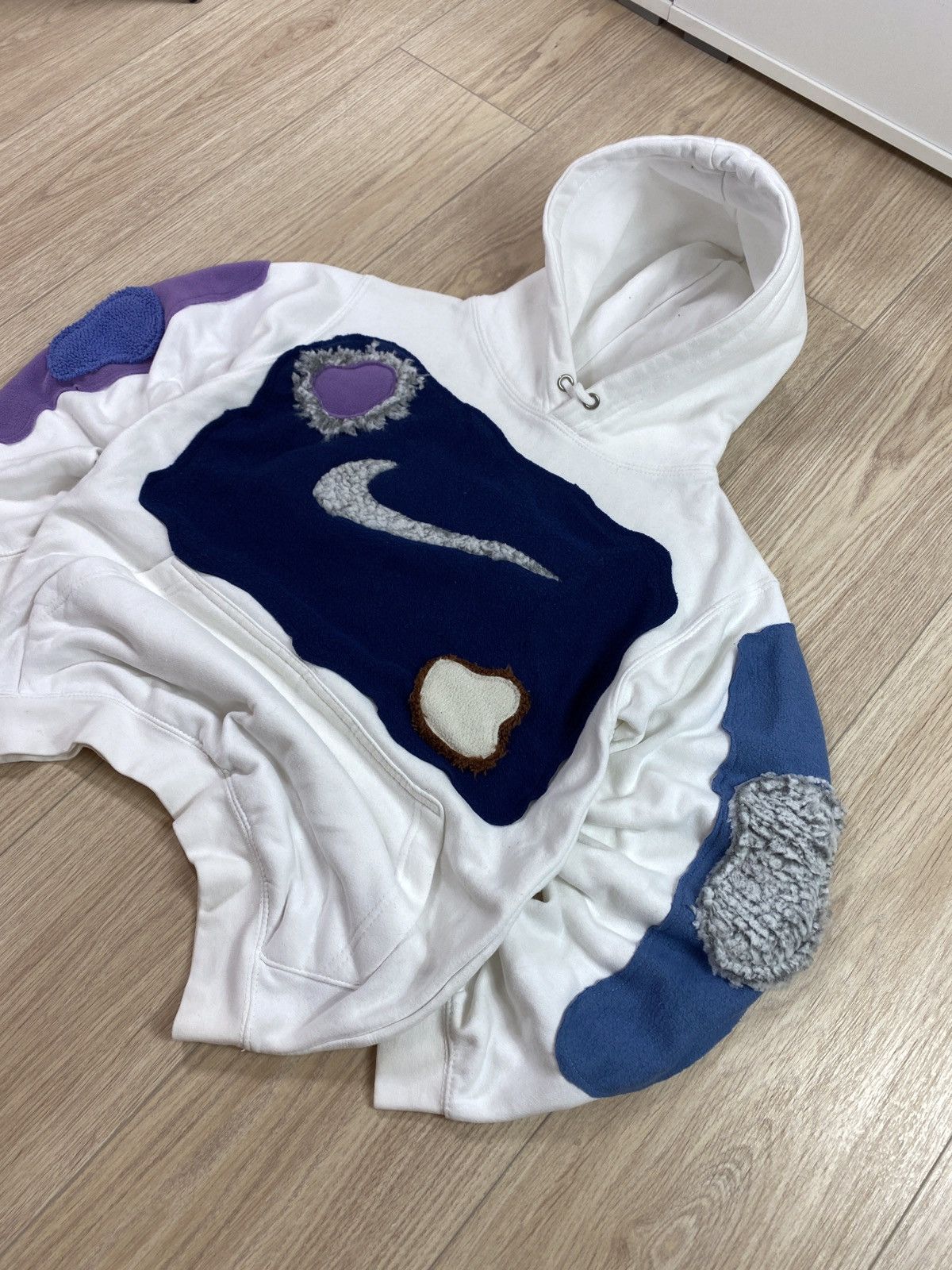 Nike × Vintage Vintage Nike Custom UFO Center Swoosh Oversize Hoodie Y2K UK Size US S / EU 44-46 / 1 - 4 Thumbnail