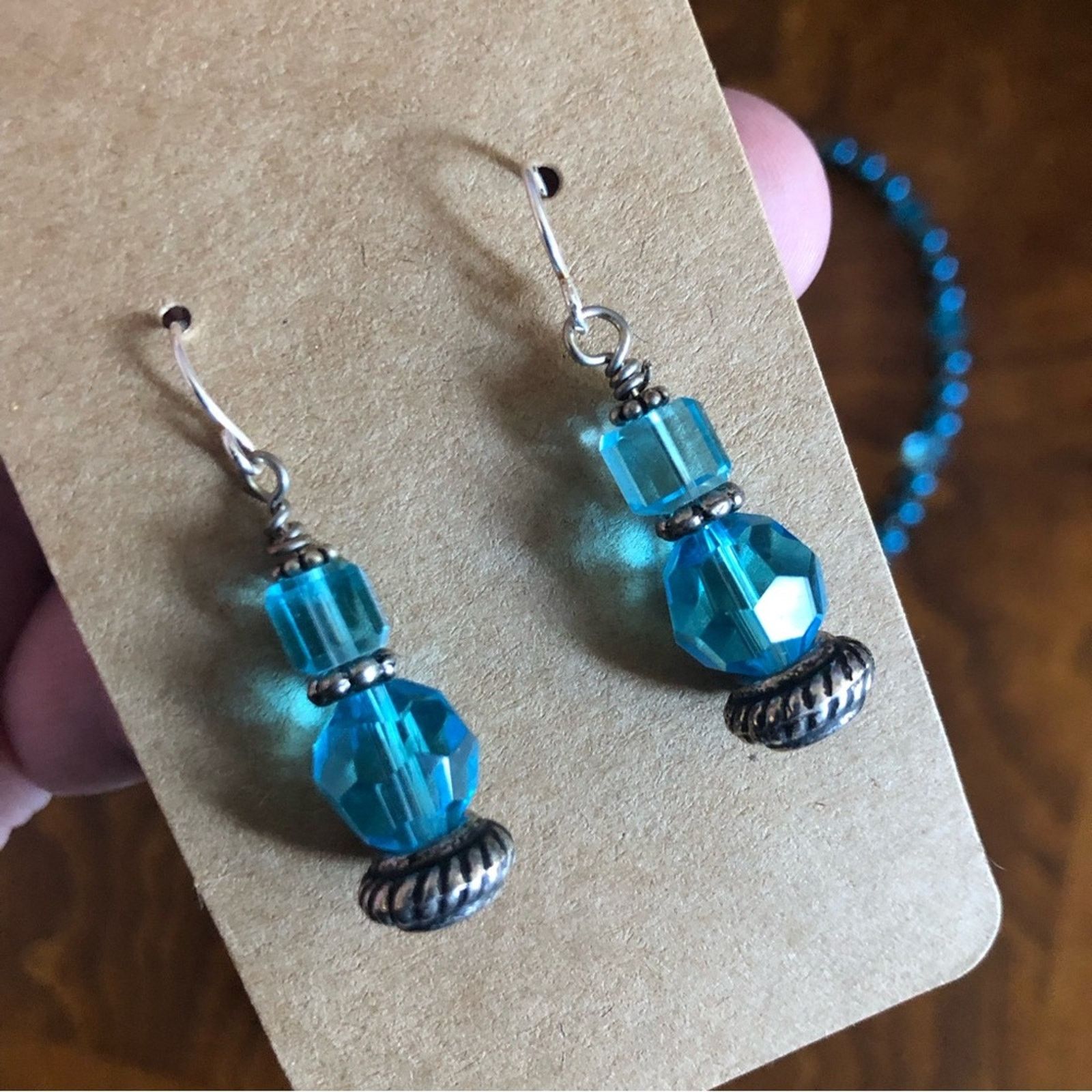 Handmade Handcrafted repurpose faceted blue crystal pendant necklace Size ONE SIZE - 9 Thumbnail