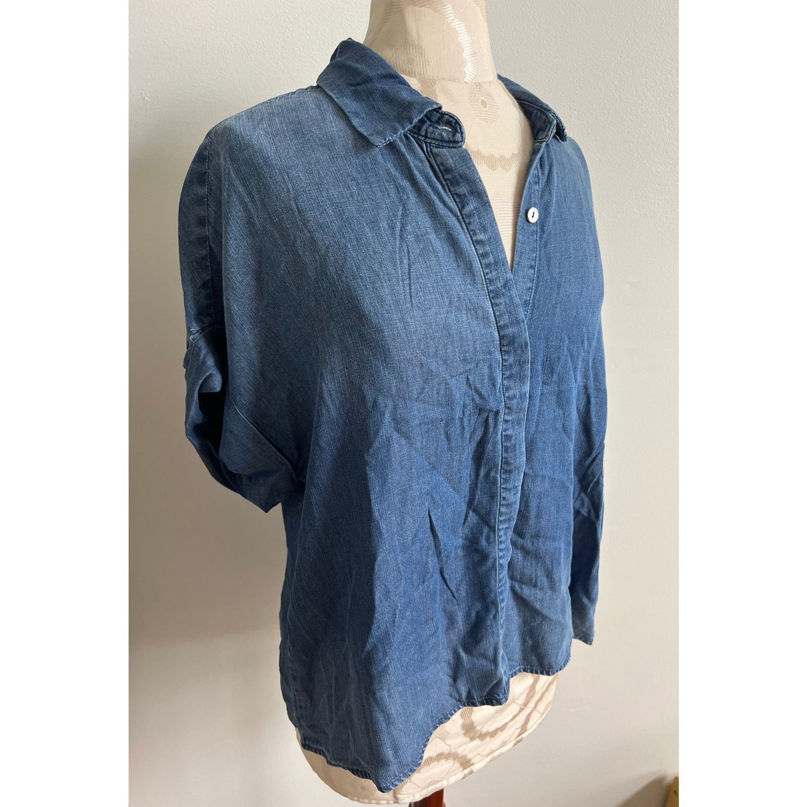 Other Liverpool Los Angeles Denim Button Up Top Petite Small NWT Size S / US 4 / IT 40 - 2 Thumbnail