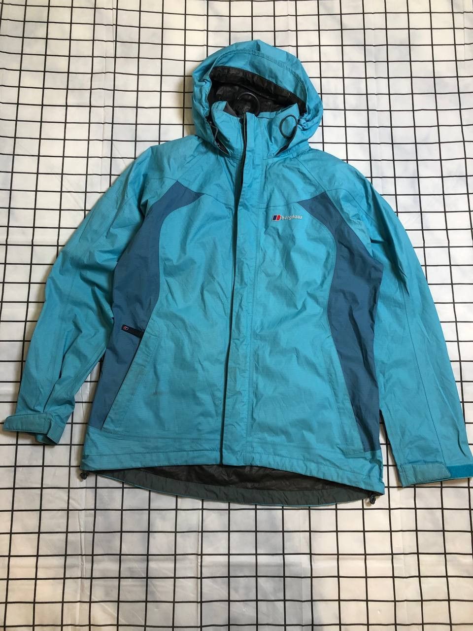 Berghaus Berghaus Vintage Gore-Tex Waterproof Jacket Size XL / US 12-14 / IT 48-50 - 1 Thumbnail