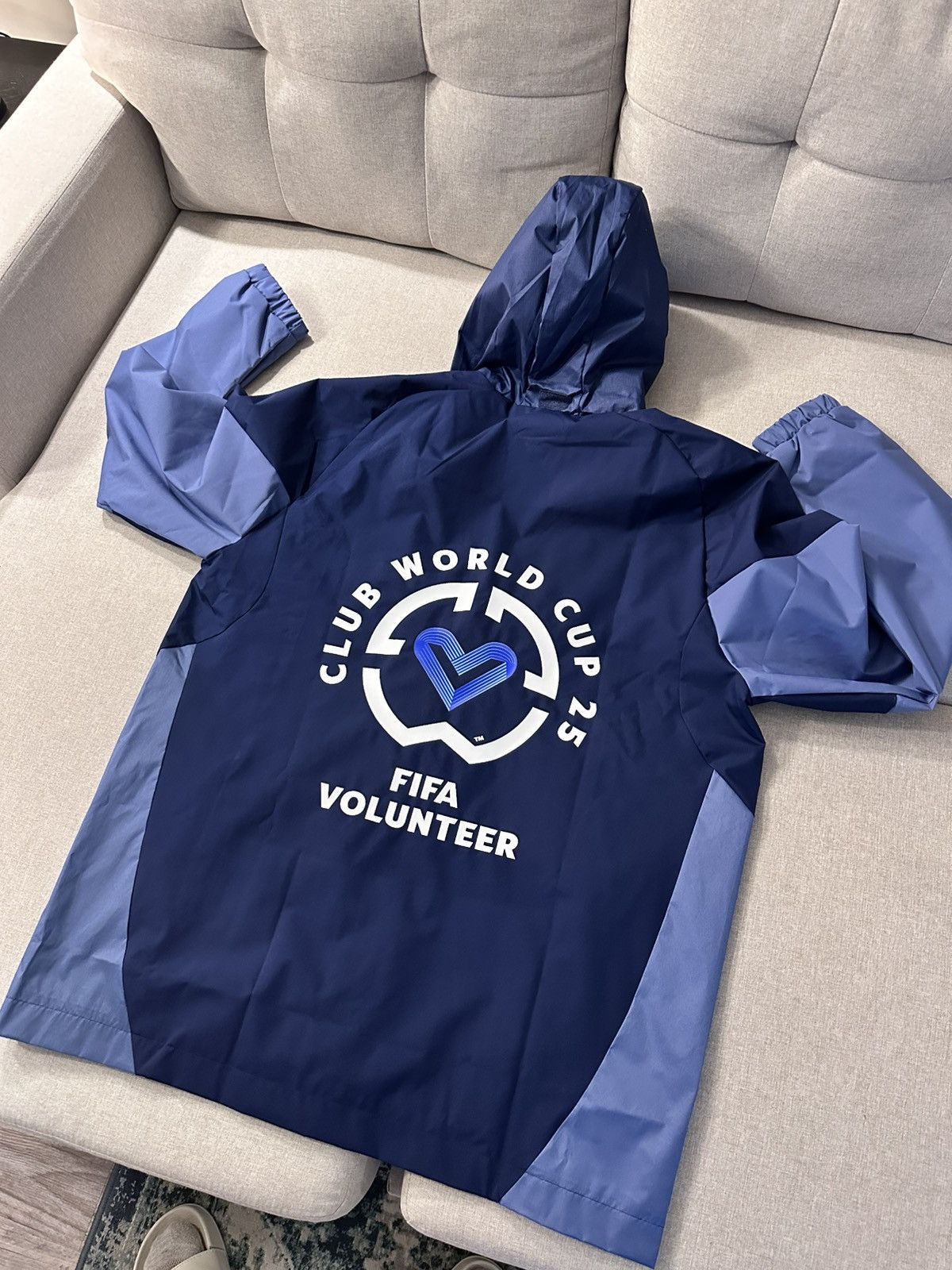 Adidas FIFA World Cup Volunteer Adidas TIRO25 Jacket Size L BNWT Size US L / EU 52-54 / 3 - 7 Thumbnail