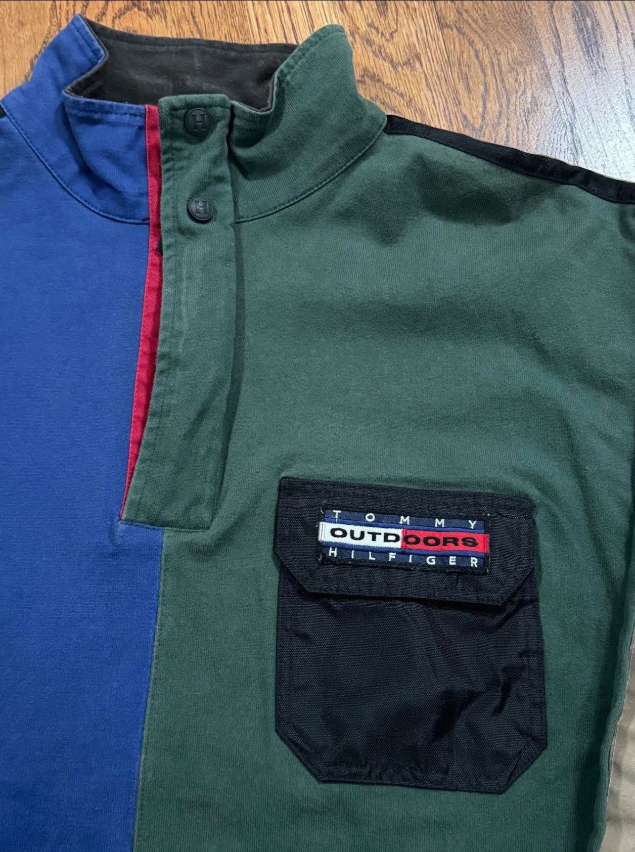 Tommy Hilfiger Vintage Tommy Hilfiger Outdoors Expedition Rugby (Size L) Size US L / EU 52-54 / 3 - 4 Thumbnail
