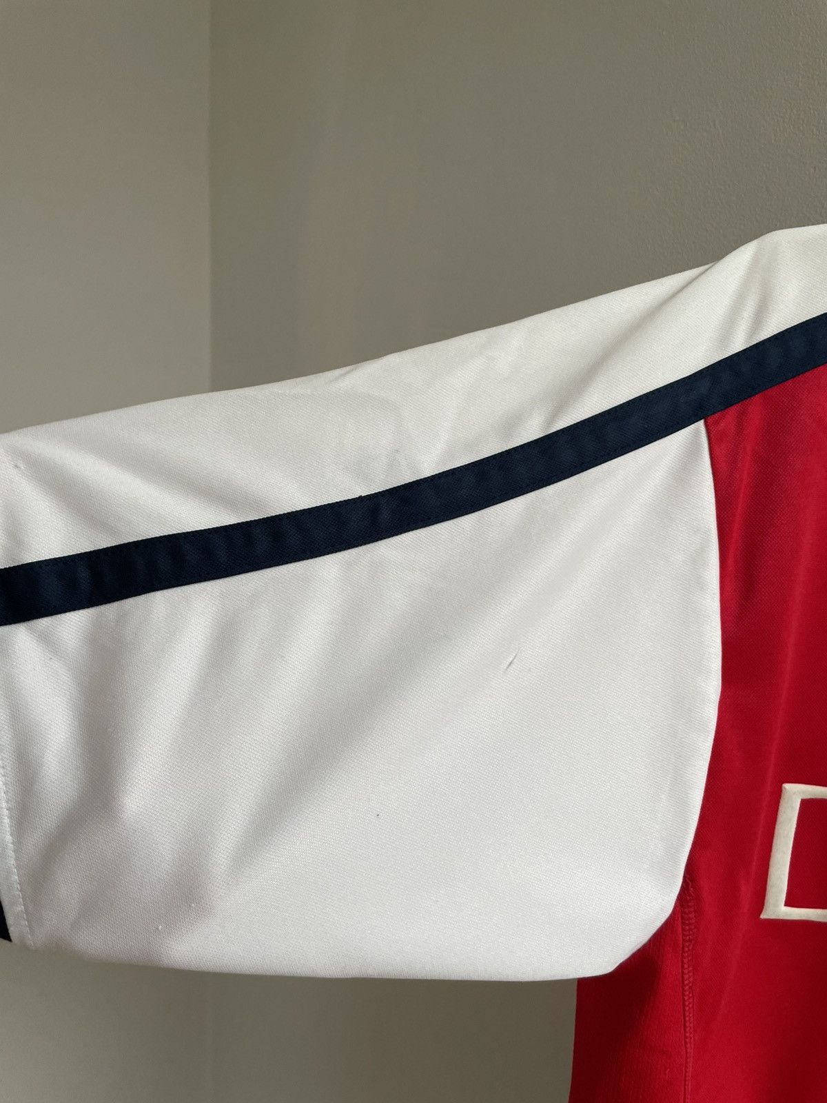 Nike Arsenal FC 2000 2001 Home Football Shirt Soccer Jersey Nike Size US S / EU 44-46 / 1 - 14 Thumbnail