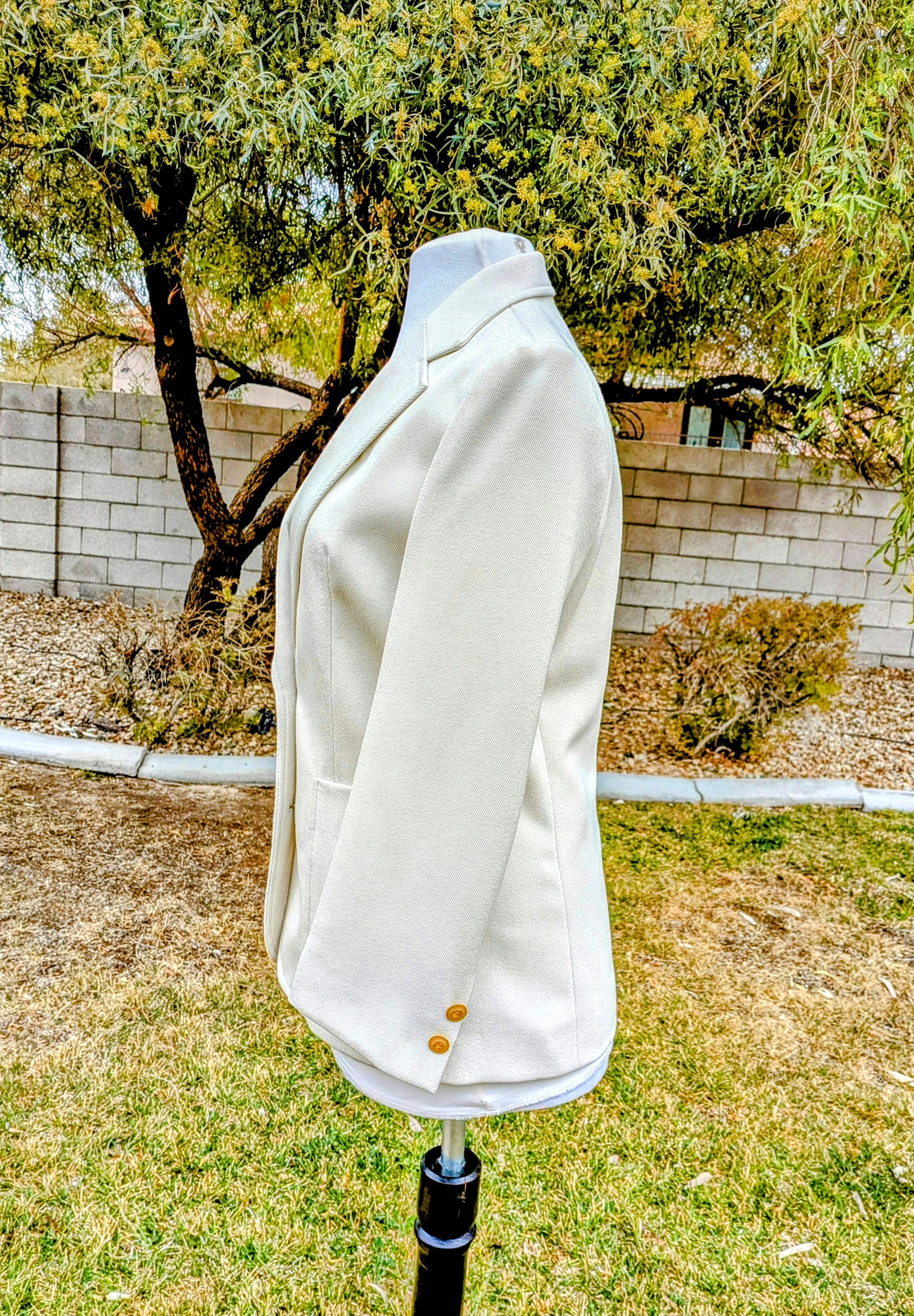 Vintage VTG 1980s Japanese Ivory Womens Sz4P Blazer Suit Jacket EUC Size S / US 4 / IT 40 - 3 Thumbnail
