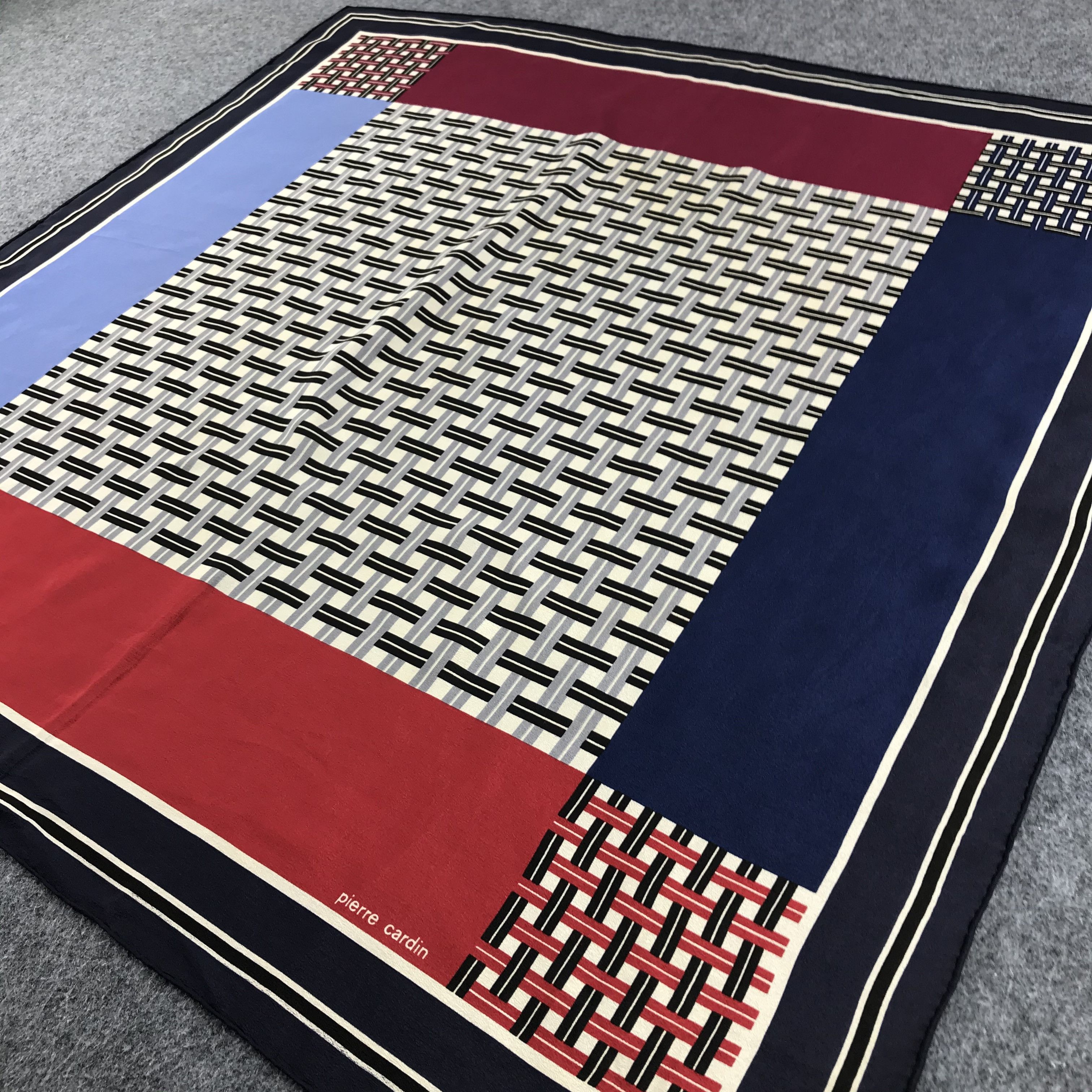 Pierre Cardin Vintage Pierre Cardin Silk Scarf M75 Size ONE SIZE - 4 Thumbnail