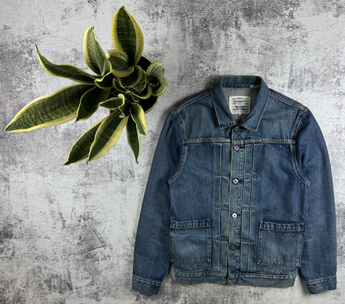 Levis Made Crafted Pleated Front Type Work Blue Men’s Trucker Denim Jeans Jacket