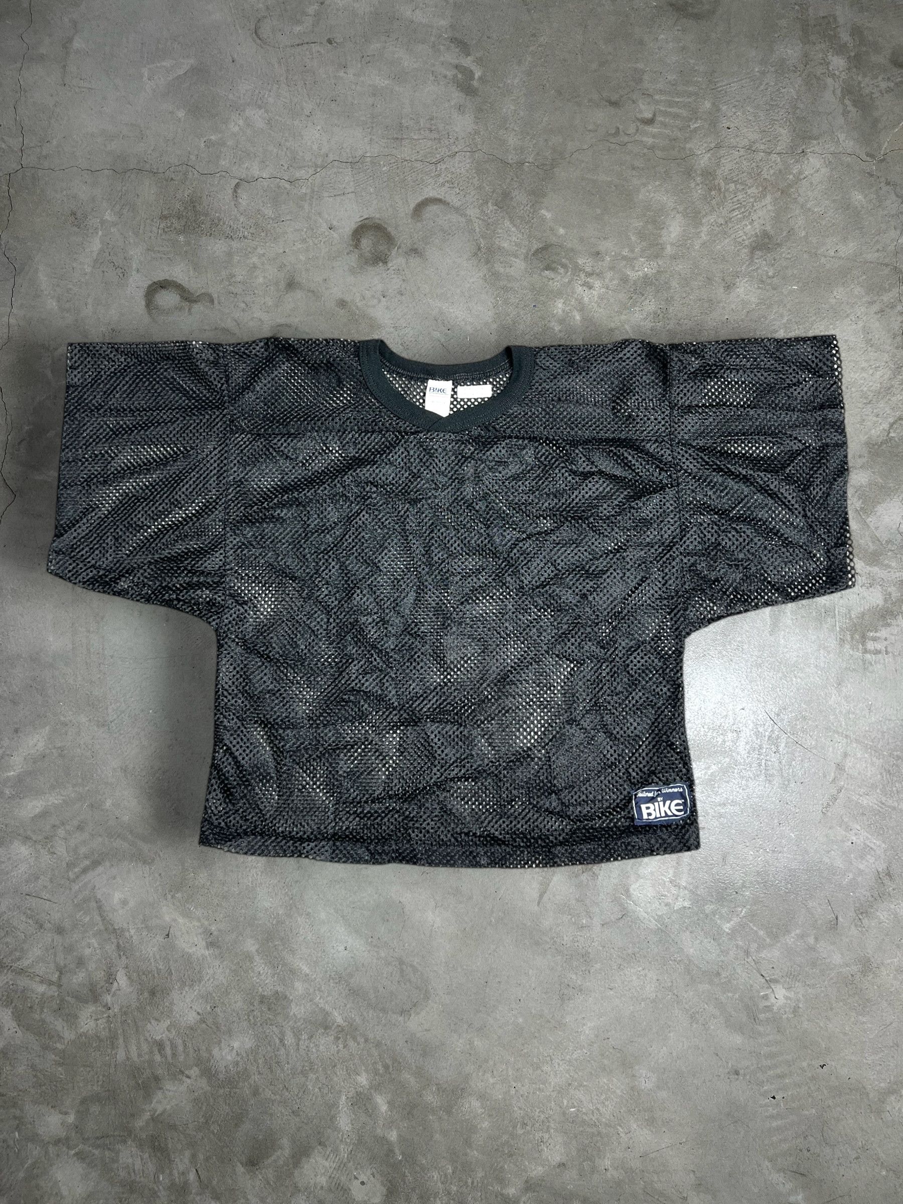Vintage Y2K Vintage Bike Athletic Black Mesh Jersey (M) GTME637 Size US M / EU 48-50 / 2 - 1 Thumbnail