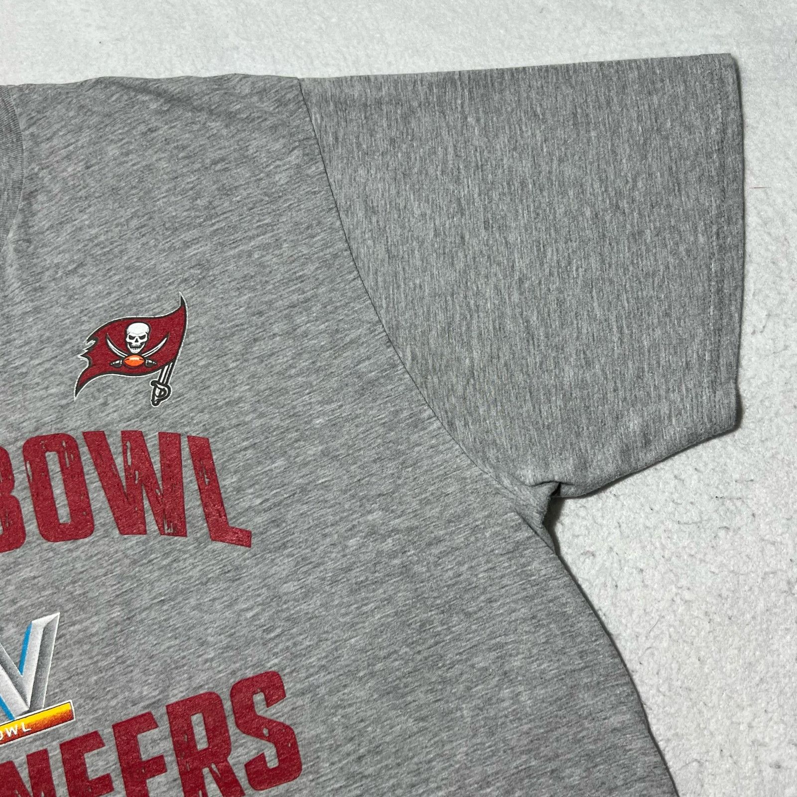 NFL Tampa Bay Buccaneers Super Bowl LV Football Graphic T Shirt Size US XL / EU 56 / 4 - 5 Thumbnail