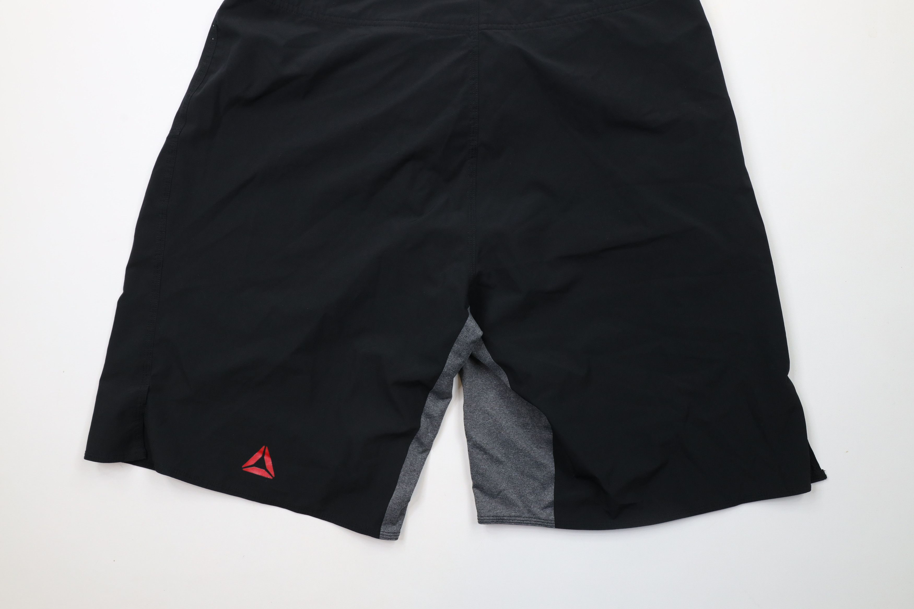 Reebok × Vintage Reebok Crossfit Spell Out Stretch Training Gym Shorts Size US 34 / EU 50 - 13 Thumbnail