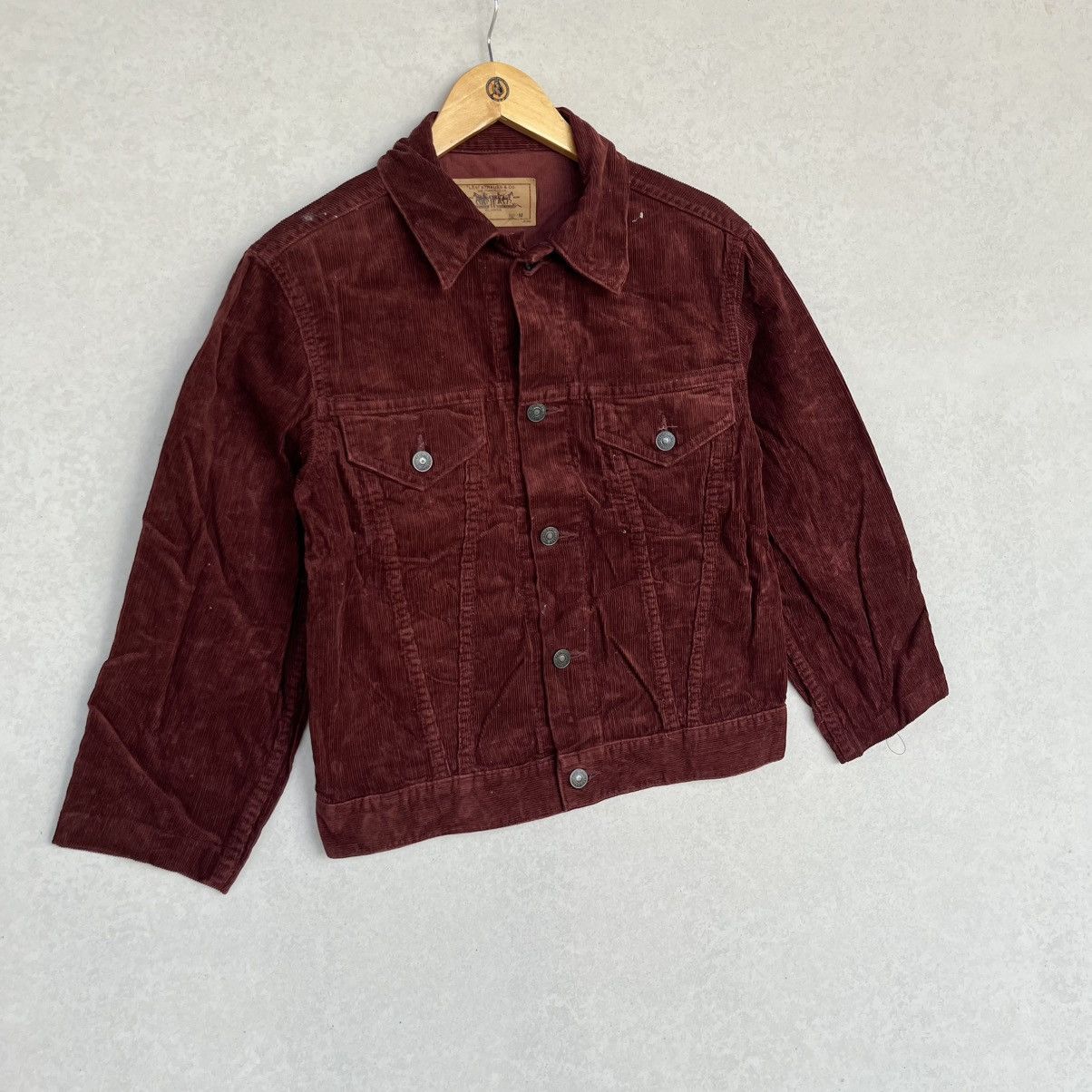 Other Vintage Levi’s Corduroy Jacket With Button-up Red Colour Size US M / EU 48-50 / 2 - 3 Thumbnail