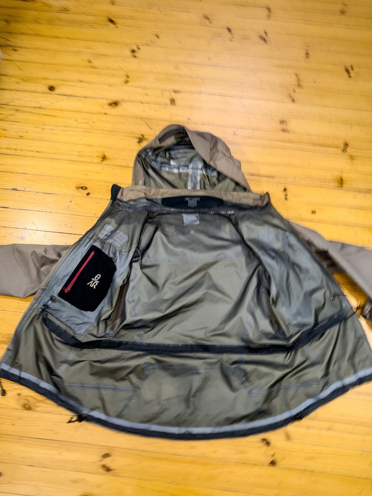 Arc'teryx Arcteryx proshell lightweight gore tex rain proof jacket Size US M / EU 48-50 / 2 - 15 Thumbnail