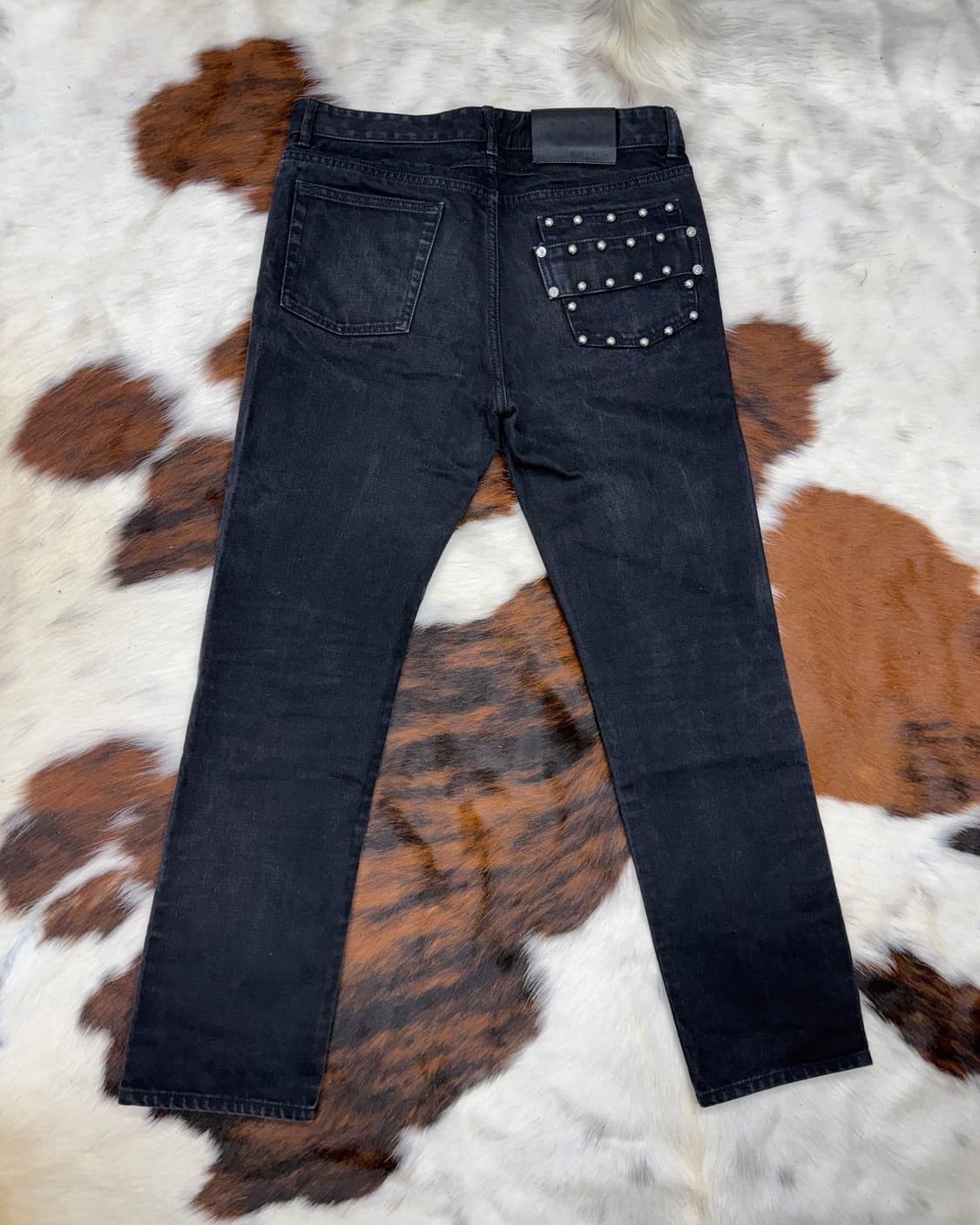 Givenchy Givenchy Back Pocket Stud Black Jeans Size US 29 - 1 Thumbnail
