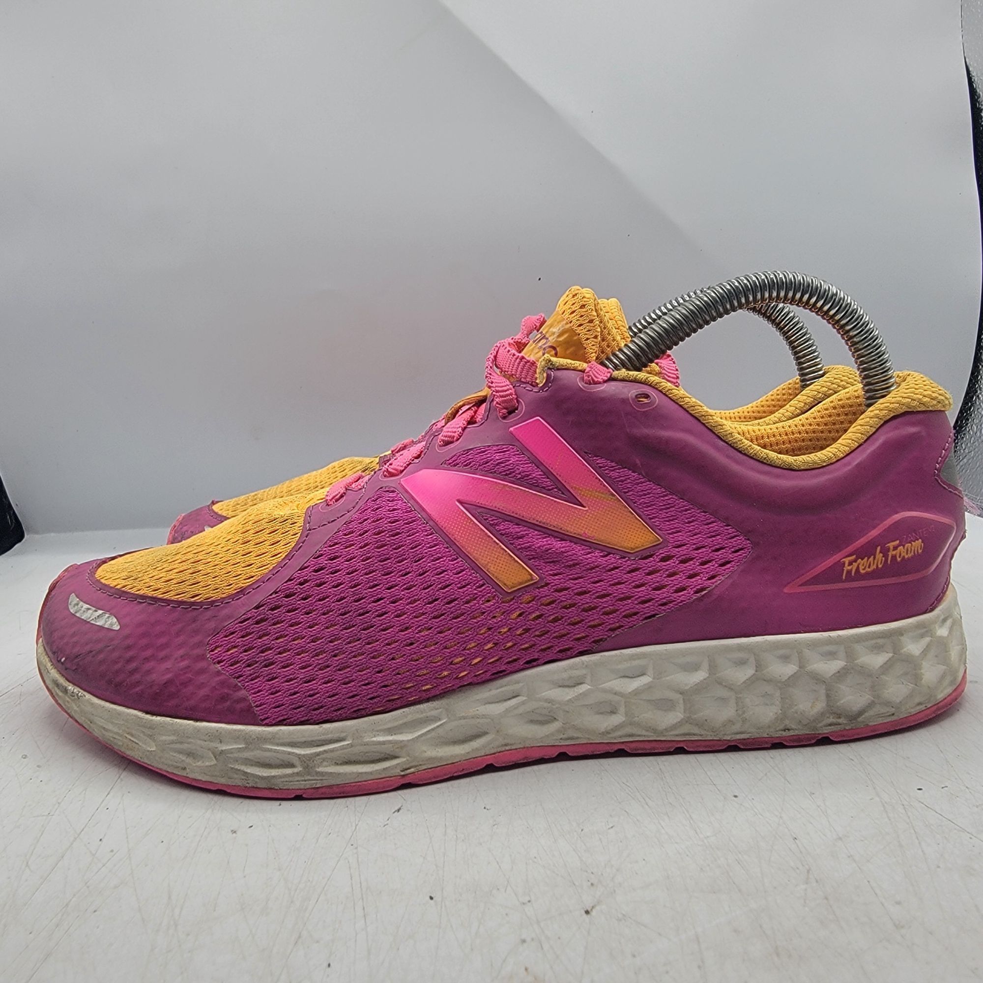 New Balance New Balance Fresh Foam Zante Mens 7 Pink Orange Athletic Sho Size US 7 / EU 40 - 12 Thumbnail