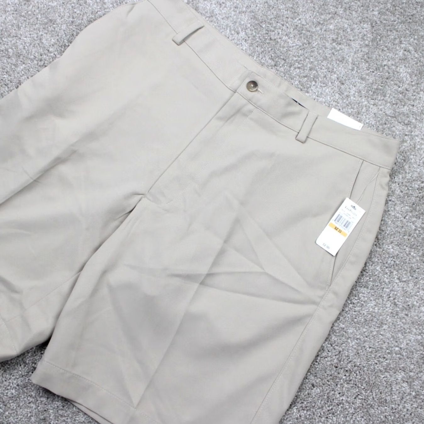 Van Heusen Van Heusen Men's 33 Beige 10" Traveler Stretch Classic Fit No Iron Flat Front Shorts NWT Casual Chino Pocket Logo Button Zipper Cotton Canvas Size US 33 - 4 Thumbnail