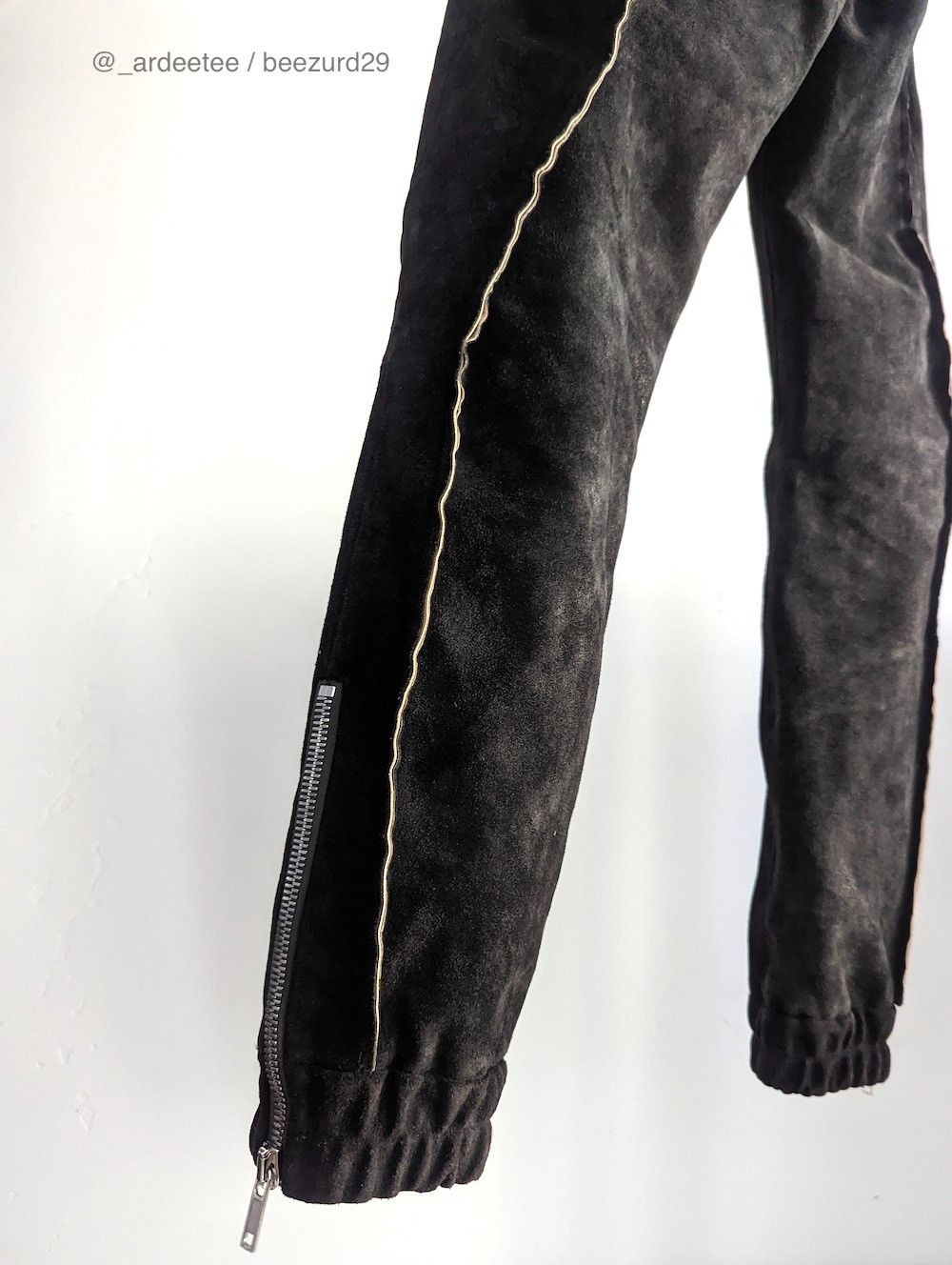Rick Owens 💥UNRELEASED FW22 METROJOGGERS REVERSED LEATHER STROBE Size US 32 / EU 48 - 7 Thumbnail