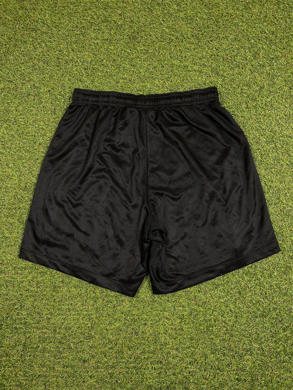 Nike Vintage Nike shorts streetwear swoosh casual y2k size M Size US 32 / EU 48 - 3 Thumbnail