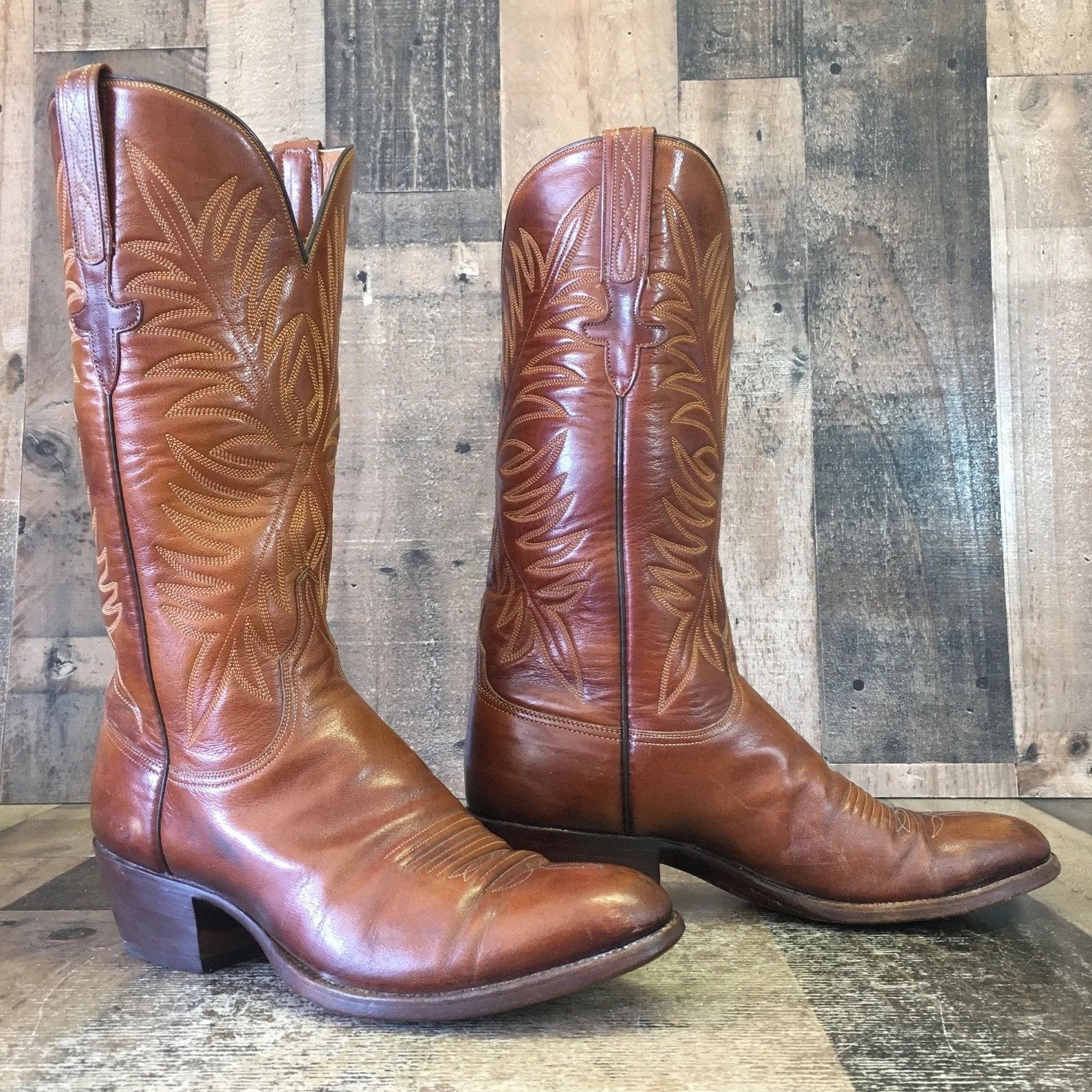 image of Lucchese 3L021 Vintage Shoes in Brown, Men's (Size 8.5)