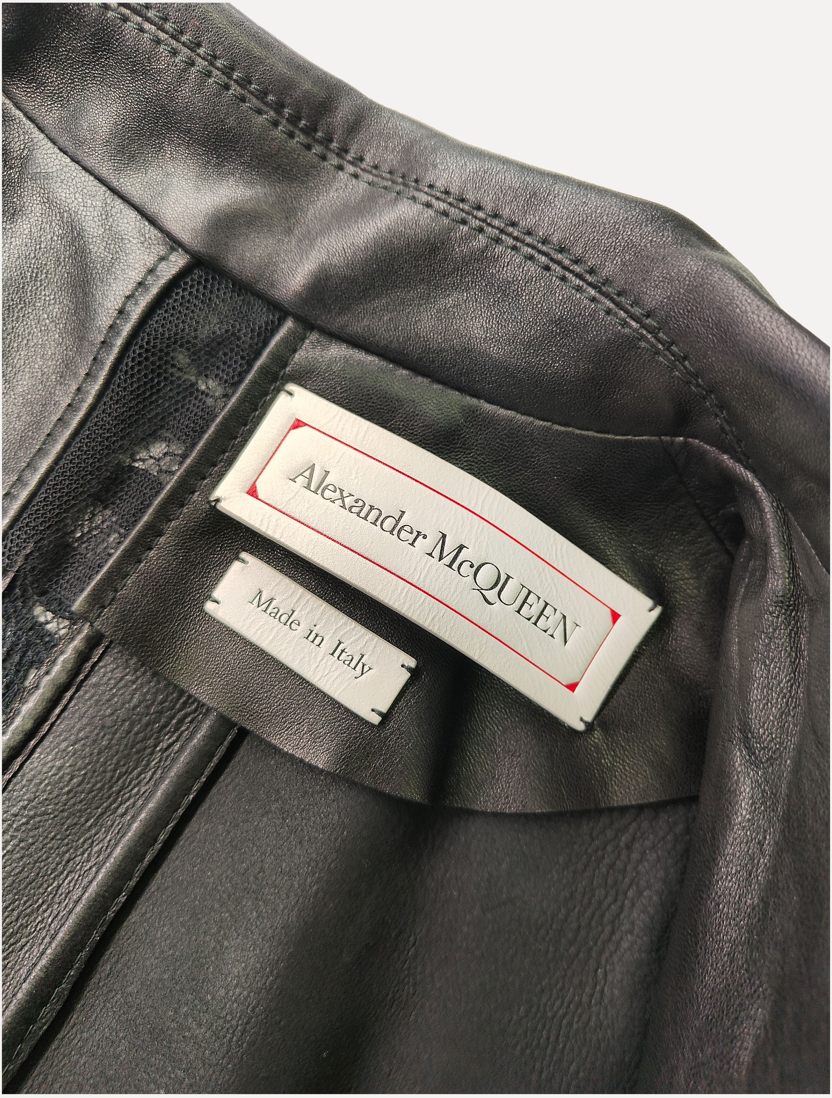 Alexander McQueen ALEXANDER McQUEEN_ S/S 2020 _ LACE _ LAMB LEATHER BLAZER Size S / US 4 / IT 40 - 8 Thumbnail