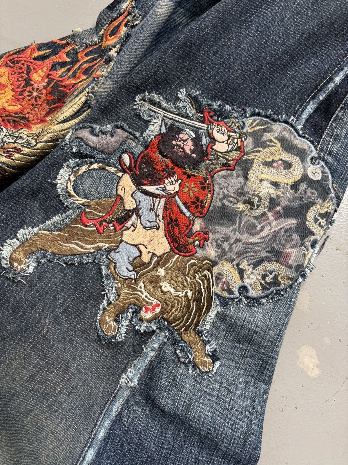 Japanese Brand Vintage Japanese embroidered reworked nomad denim skirt Size 28" / US 6 / IT 42 - 13 Thumbnail