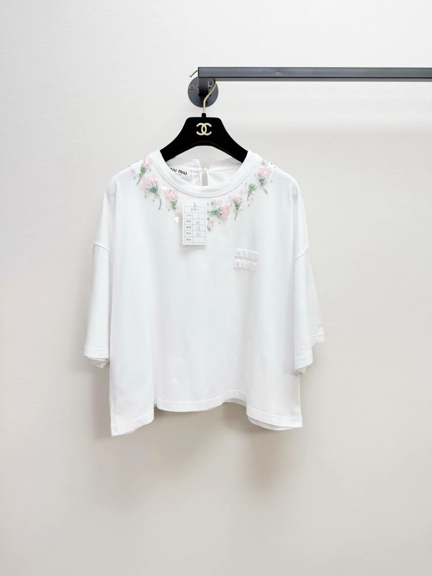 Miu Miu MIU MIU Women's Flower Beaded Short Sleeve Authentic L Size L / US 10 / IT 46 - 1 Thumbnail