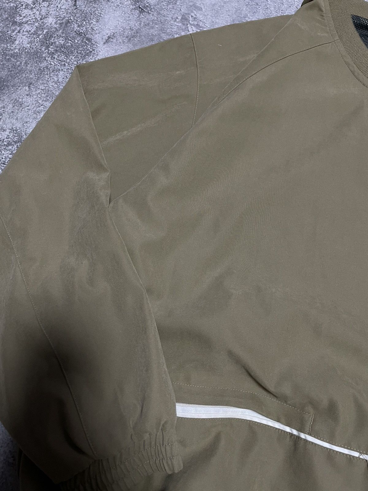 Adidas VTG 90s ADIDAS GOLF OLIVE NAVY ANORAK JKT ARCHIVE Size US L / EU 52-54 / 3 - 3 Thumbnail