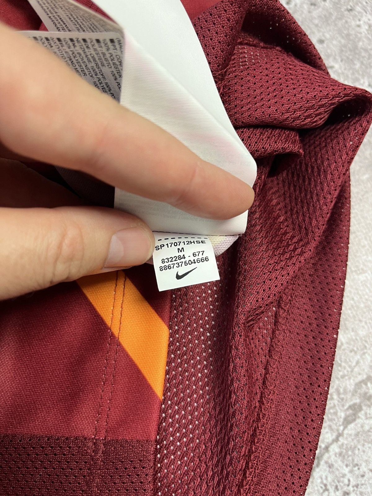 Nike Nike AS Roma 2017-18 Training Soccer Shirt Jersey Size US M / EU 48-50 / 2 - 11 Thumbnail