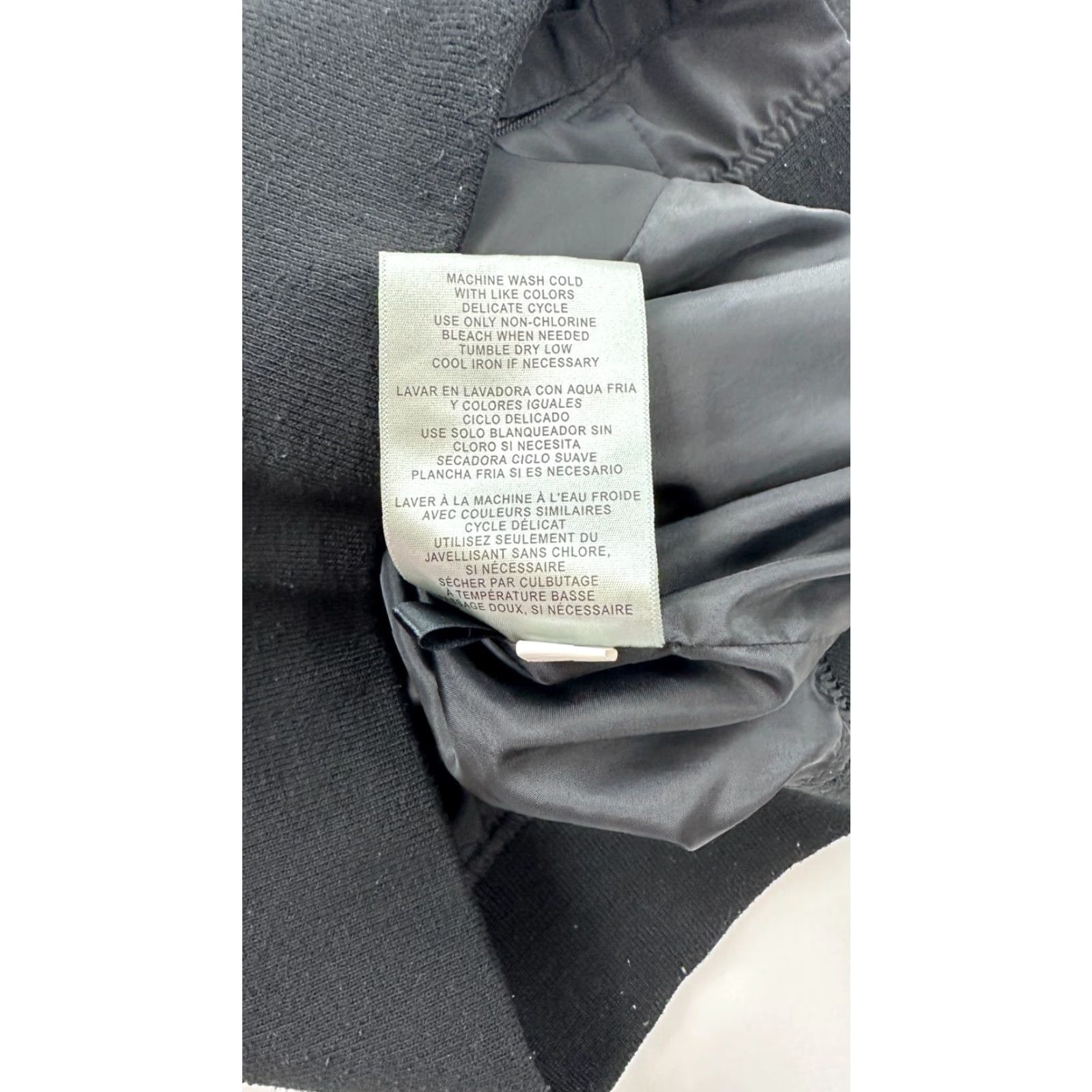 Levi's Levi’s Jacket Womens Small Black Bomber Jacket Full Zip Polyester Stretch Regular Fit Long Sleeve Casual Fall Winter Mens Womens? Size S / US 4 / IT 40 - 7 Thumbnail