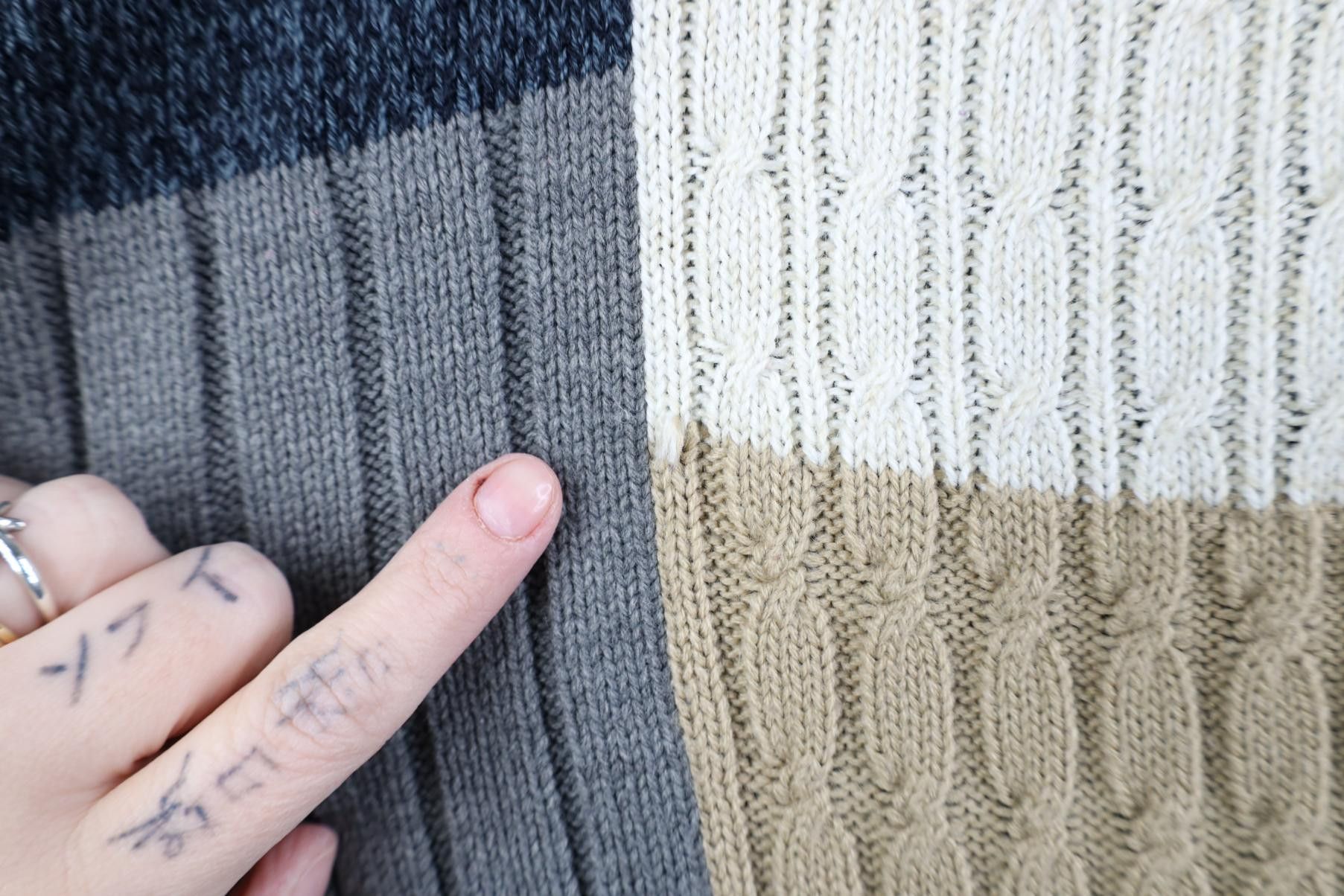 Vintage Vintage 90s Streetwear Checkered Cable Ribbed Knit Sweater Size US L / EU 52-54 / 3 - 4 Thumbnail