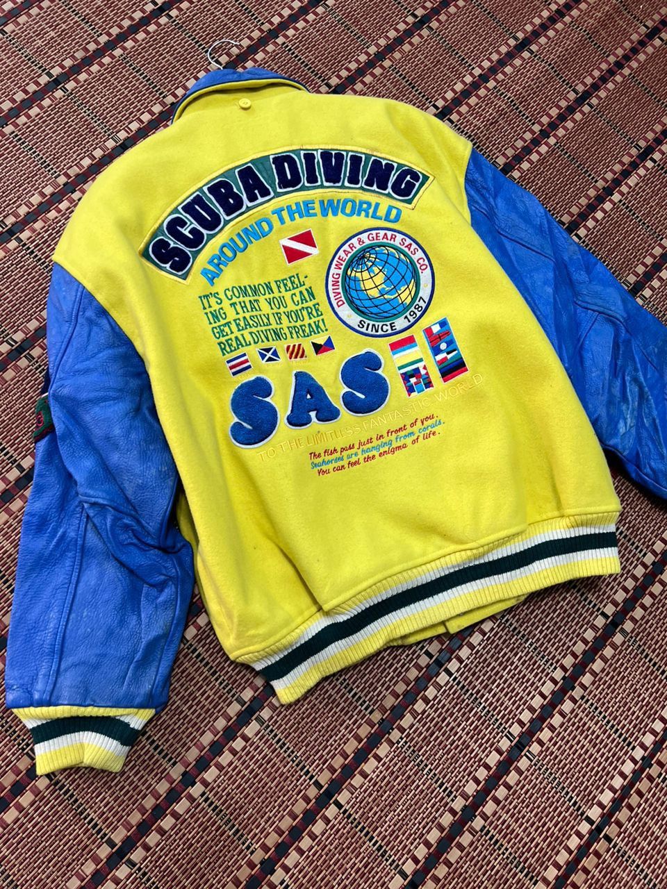 Vintage Vintage SAS Scuba Diving Varsity Jacket Size US L / EU 52-54 / 3 - 12 Thumbnail