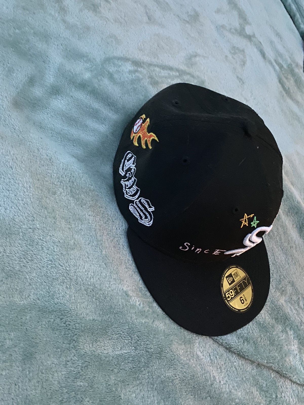 MLB × New Era SUPER RARE Black Sox New Era Fitted Size ONE SIZE - 2 Thumbnail