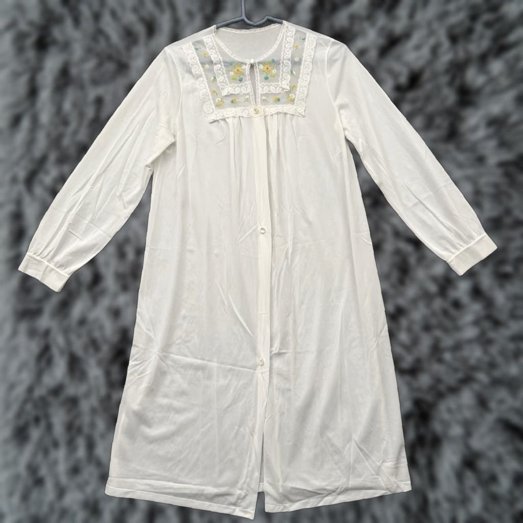 JCPenney VINTAGE 70s Nightgown Gown Medium White Nylon Lace Embroidery Cottagecore Romantic Long Sleeve Button Round Neck Women M Size ONE SIZE - 1 Thumbnail