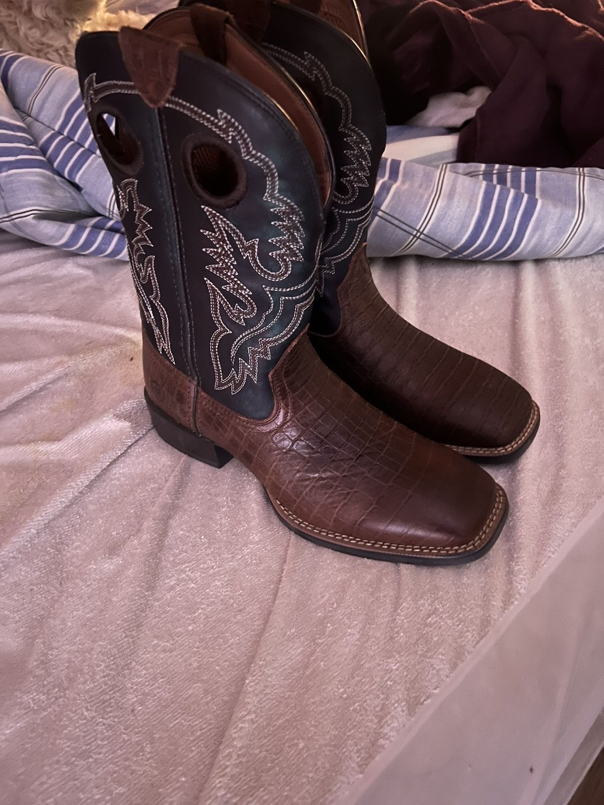 Ariat Ariat boots Size US 7 / EU 40 - 4 Thumbnail